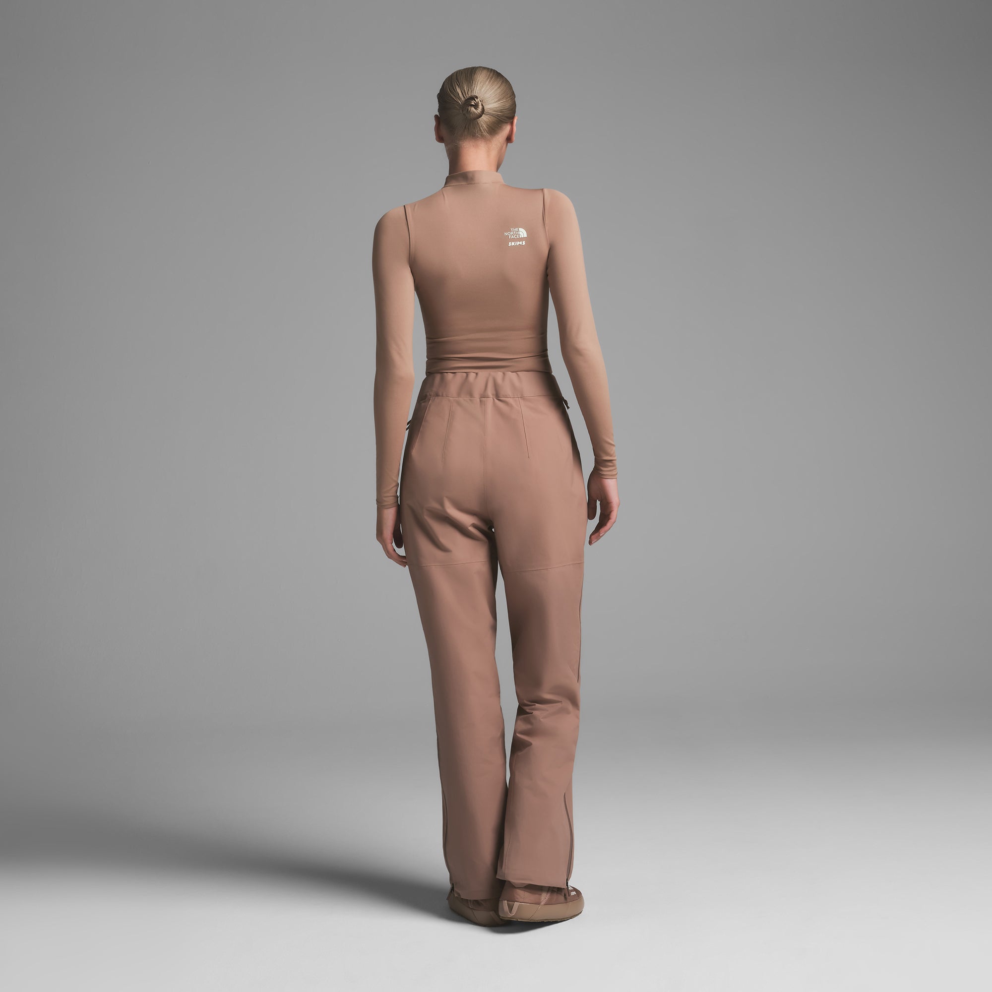 THE NORTH FACE X SKIMS WOVEN SEAM TAPED PANT | SIENNA - Image 3