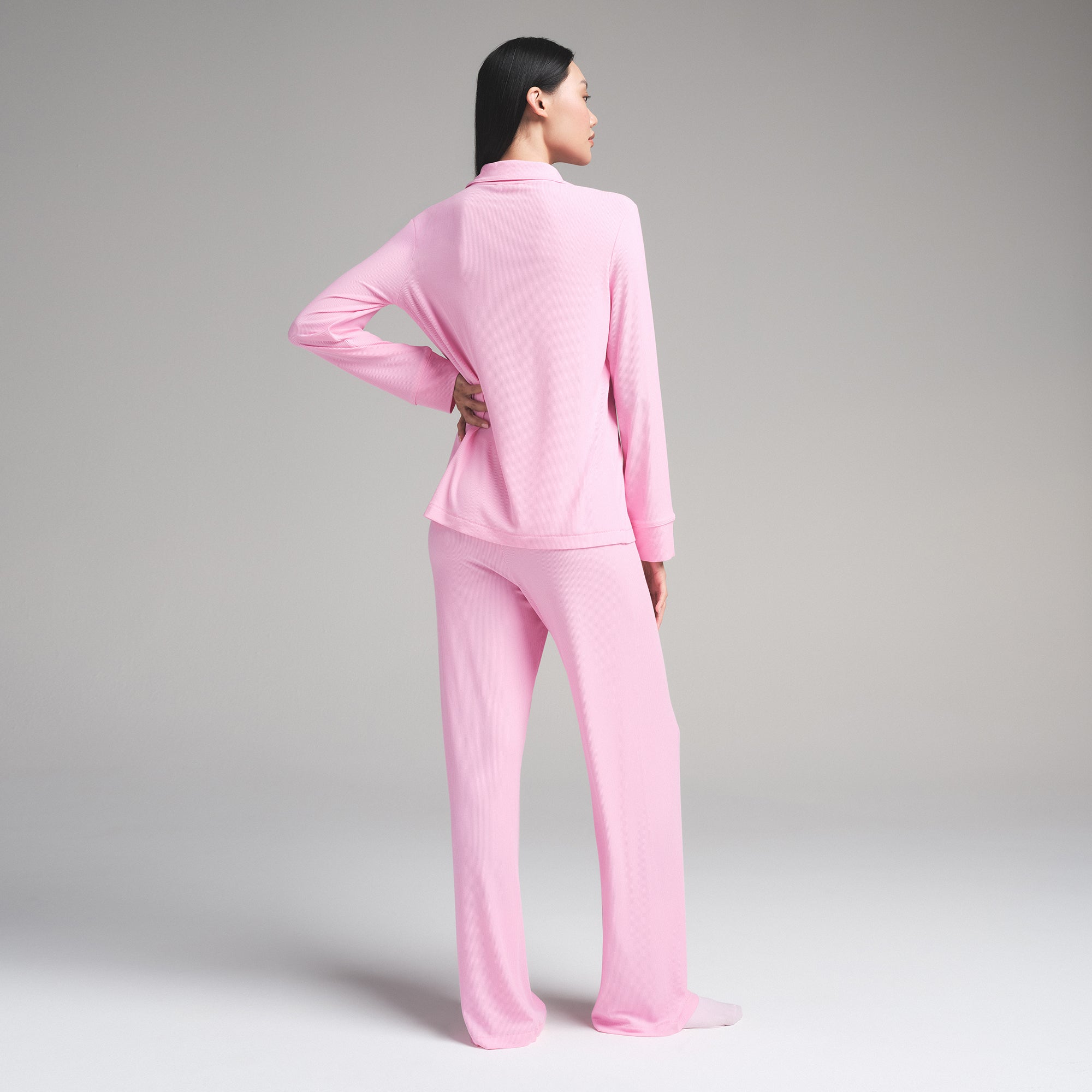 SOFT LOUNGE SLEEP SET | BUBBLE GUM - Image 4