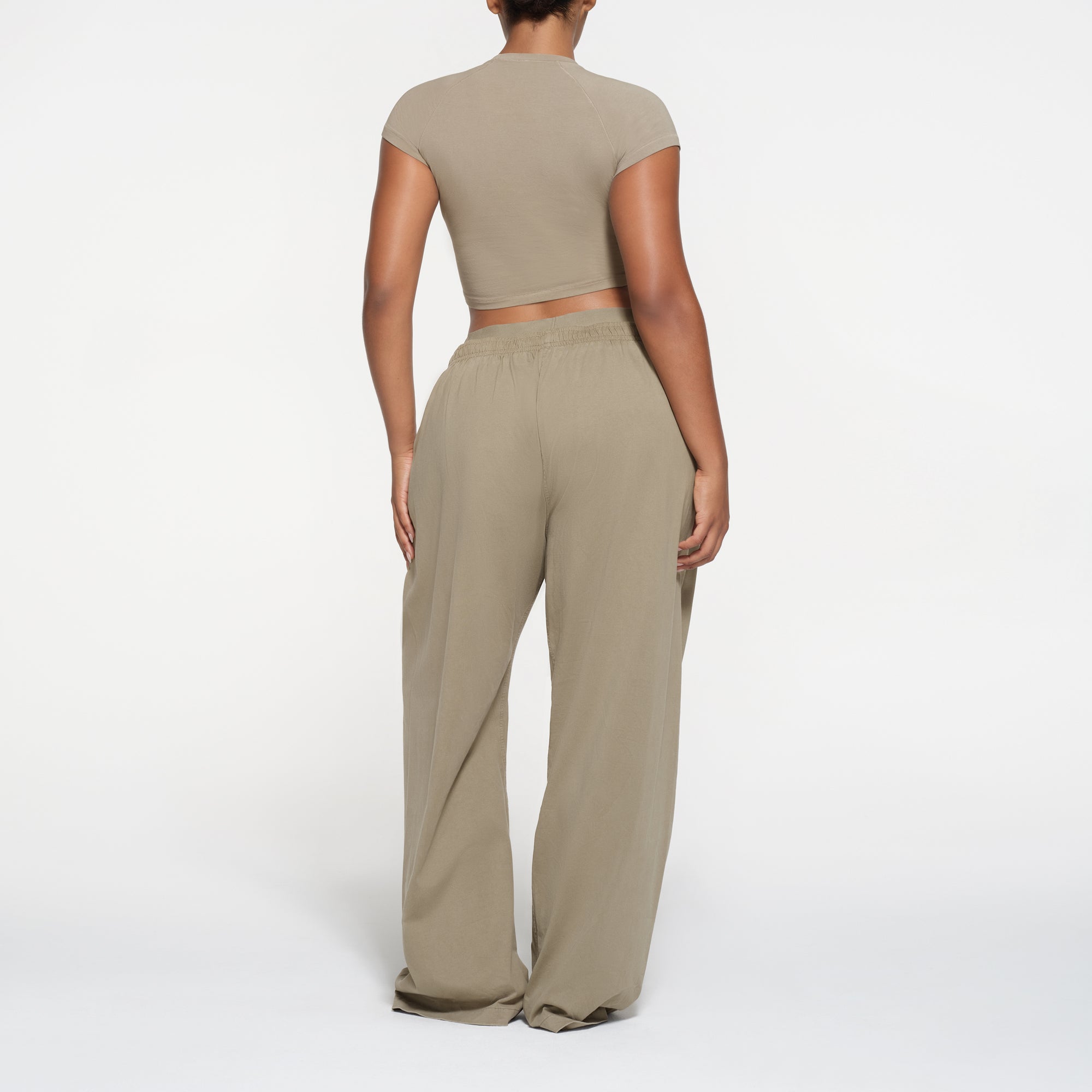 NEW VINTAGE CROPPED RAGLAN T-SHIRT | TAUPE - Image 3