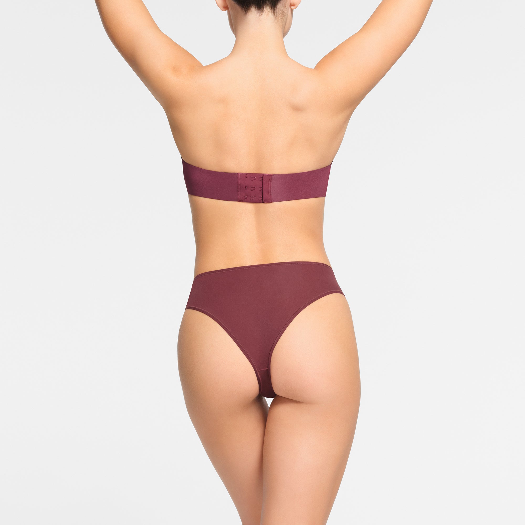 WEIGHTLESS STRAPLESS BRA | WINE - Image 2