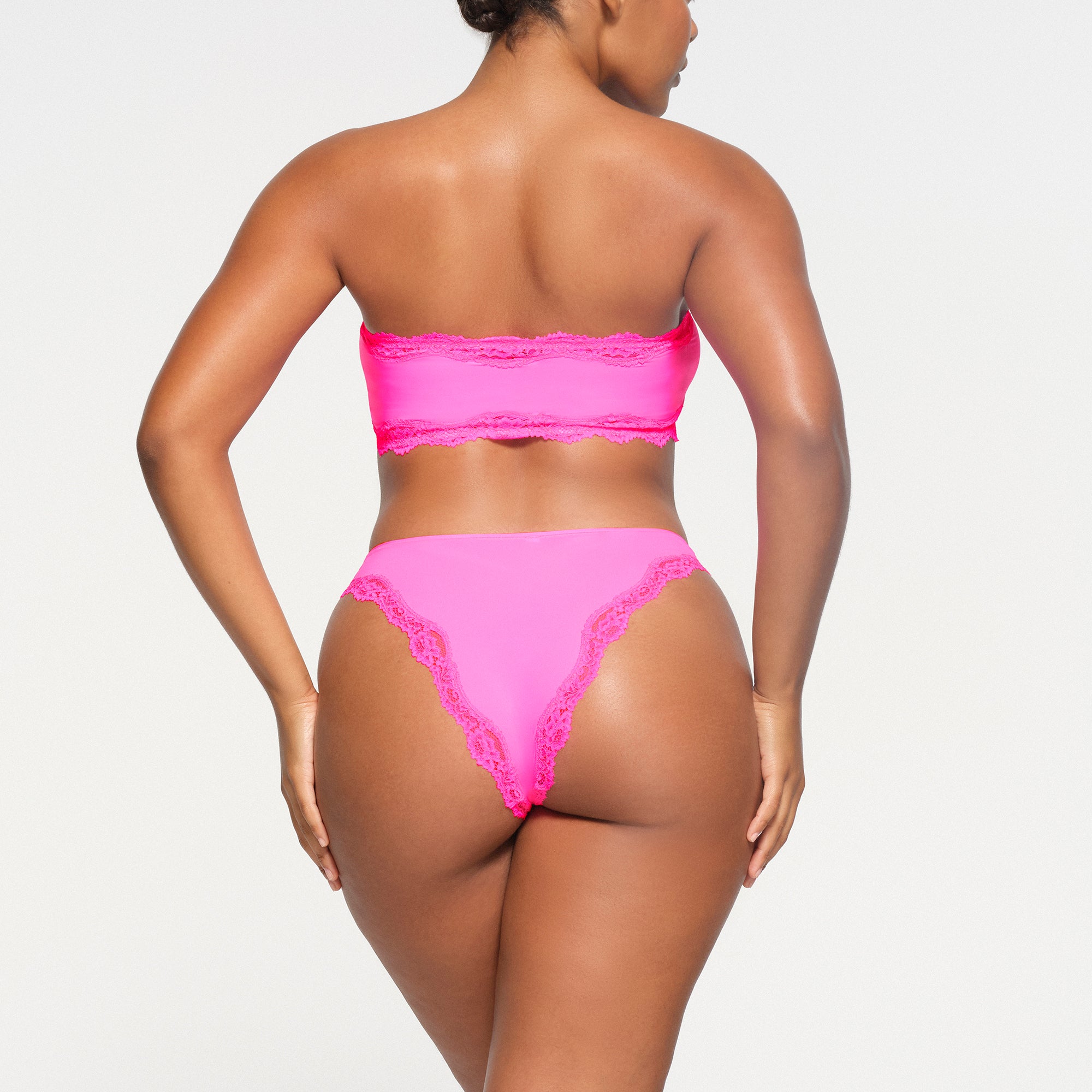 FITS EVERYBODY LACE BANDEAU | TAFFY TONAL - Image 3