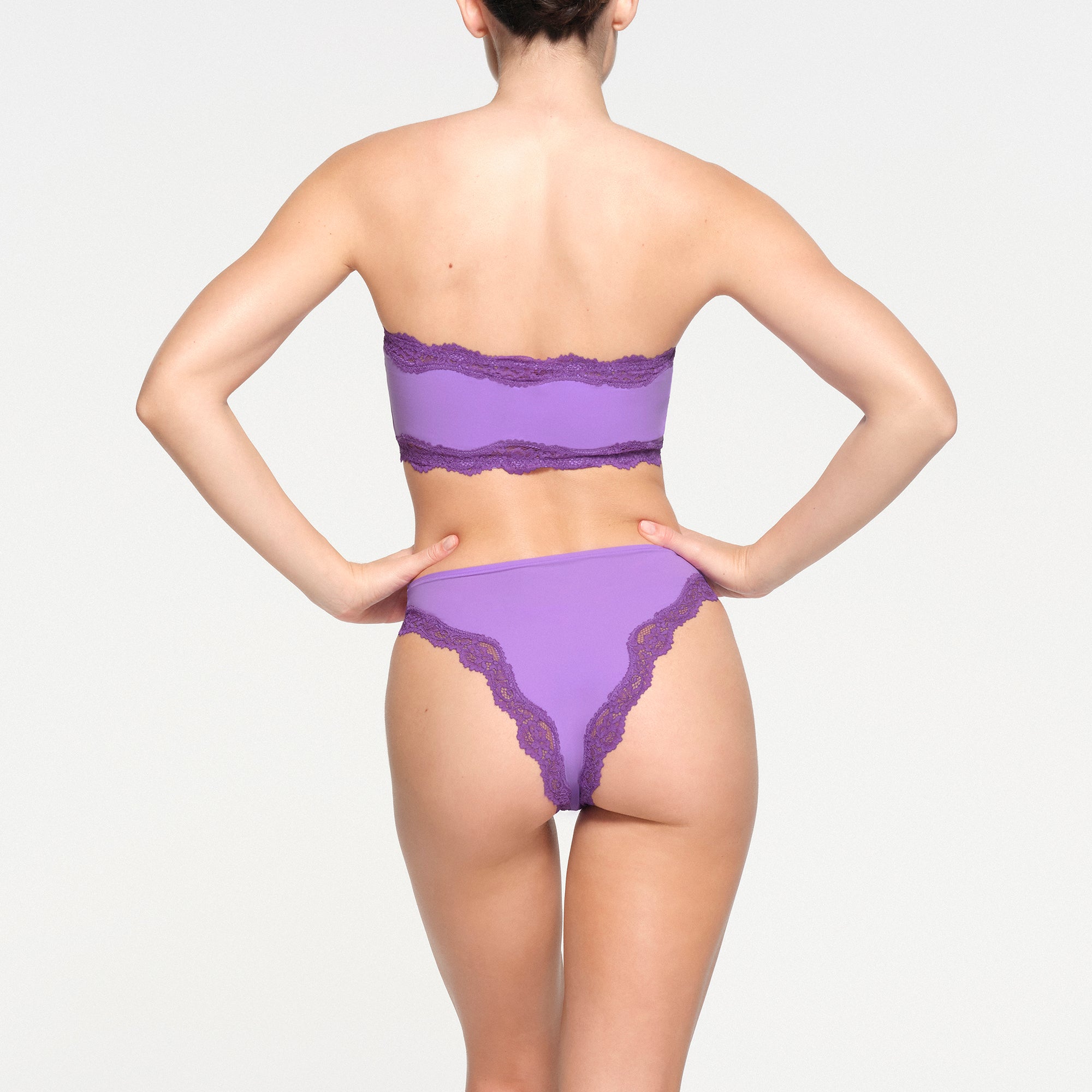 FITS EVERYBODY LACE BANDEAU | ULTRA VIOLET TONAL - Image 3