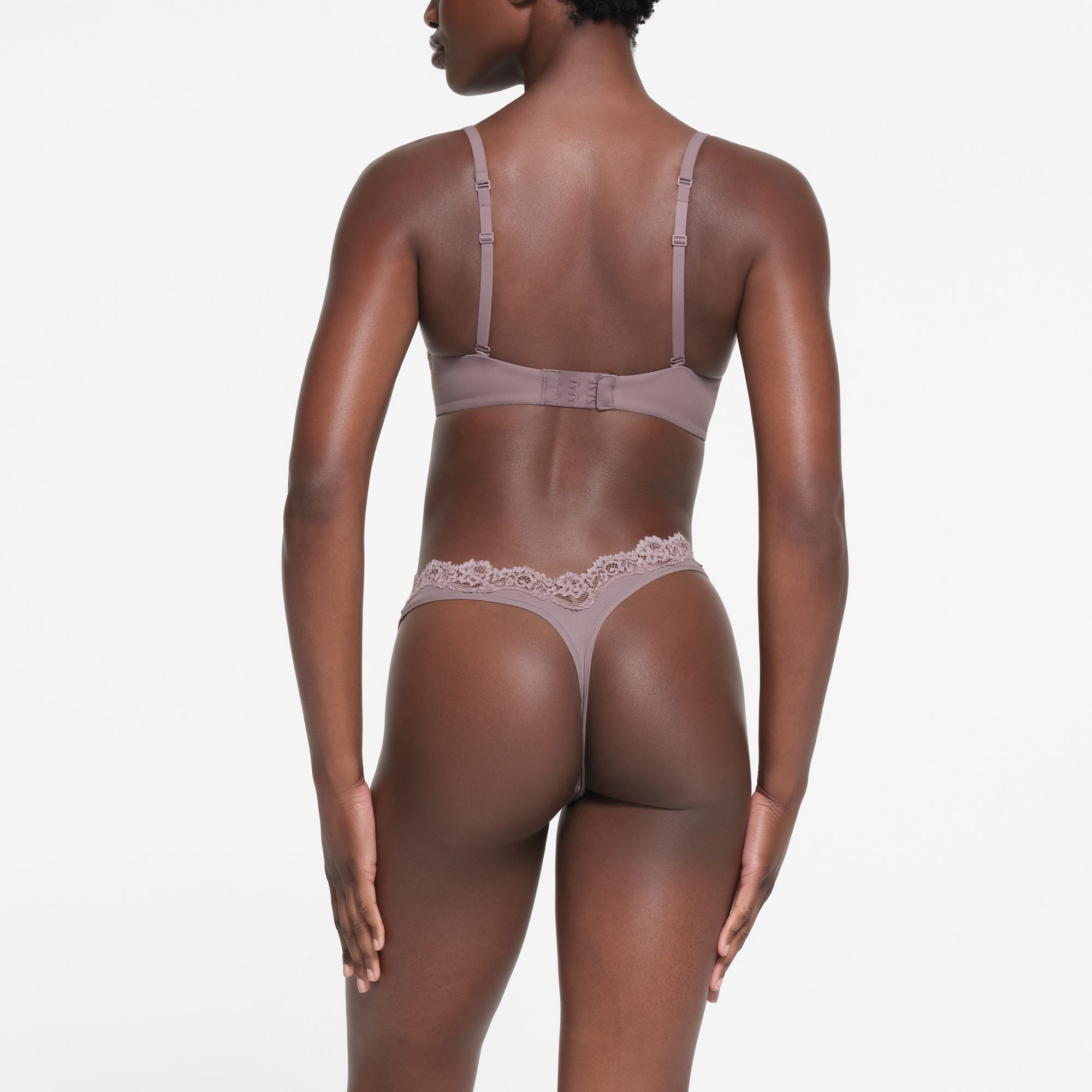 FITS EVERYBODY LACE PUSH-UP BRA | ZINC - Image 3