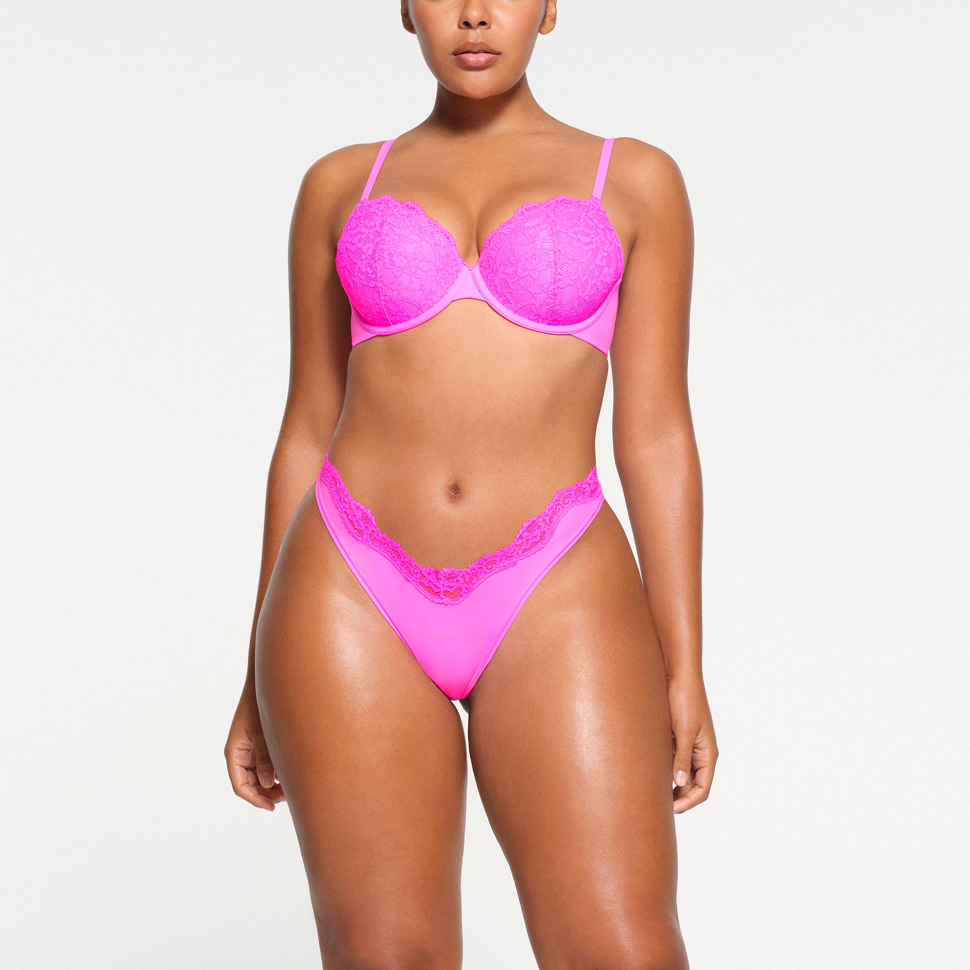 FITS EVERYBODY LACE T-SHIRT BRA | NEON PINK
