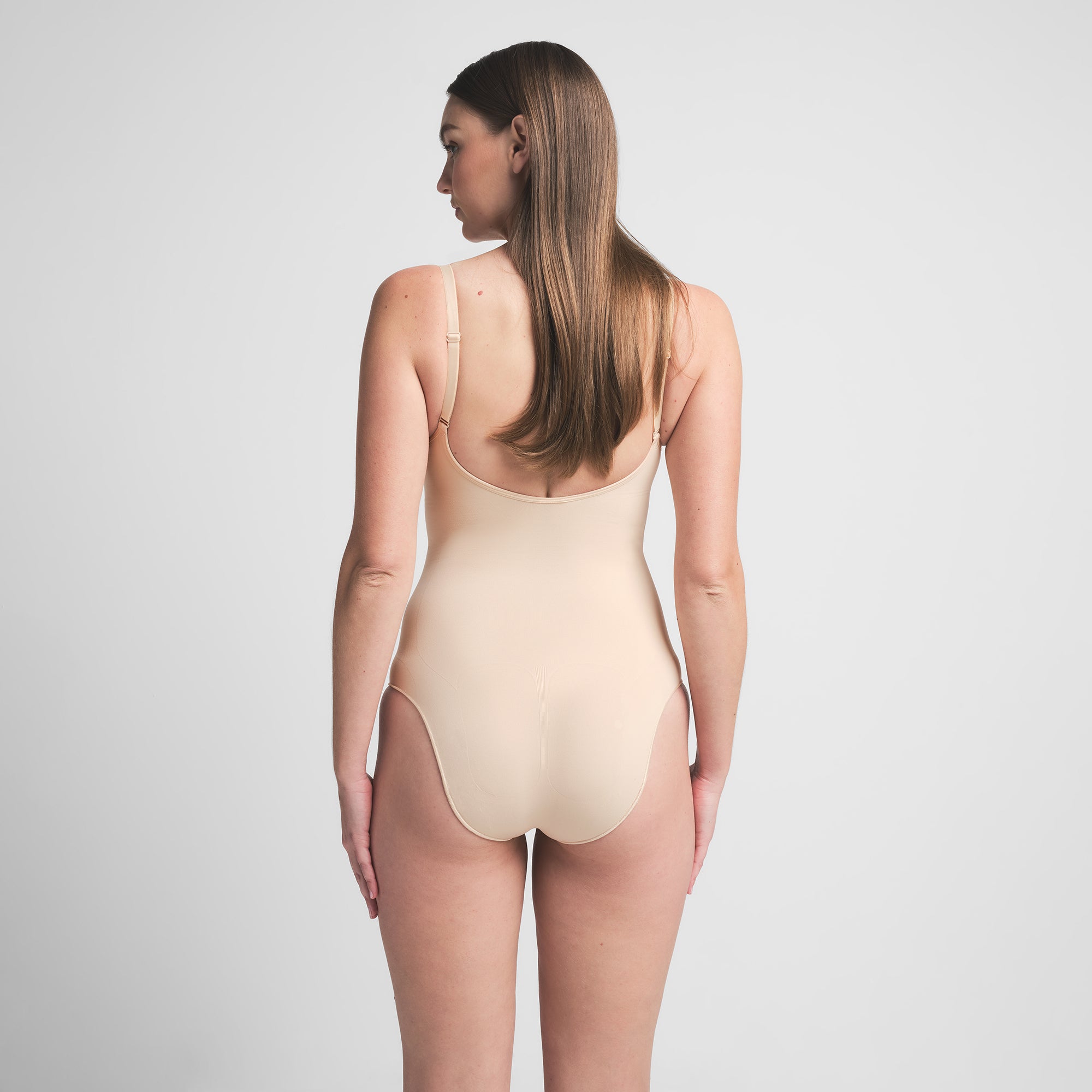 SEAMLESS SCULPT BRIEF BODYSUIT | SAND - Image 3