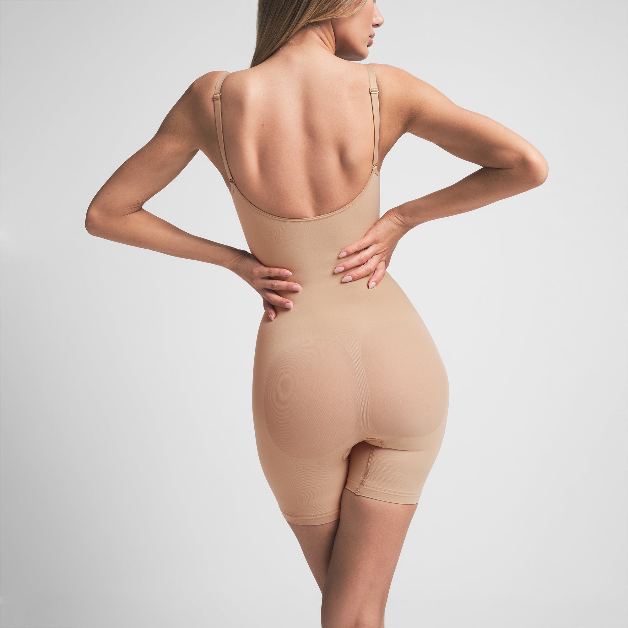 SEAMLESS SCULPT MID THIGH BODYSUIT | CLAY - Image 3