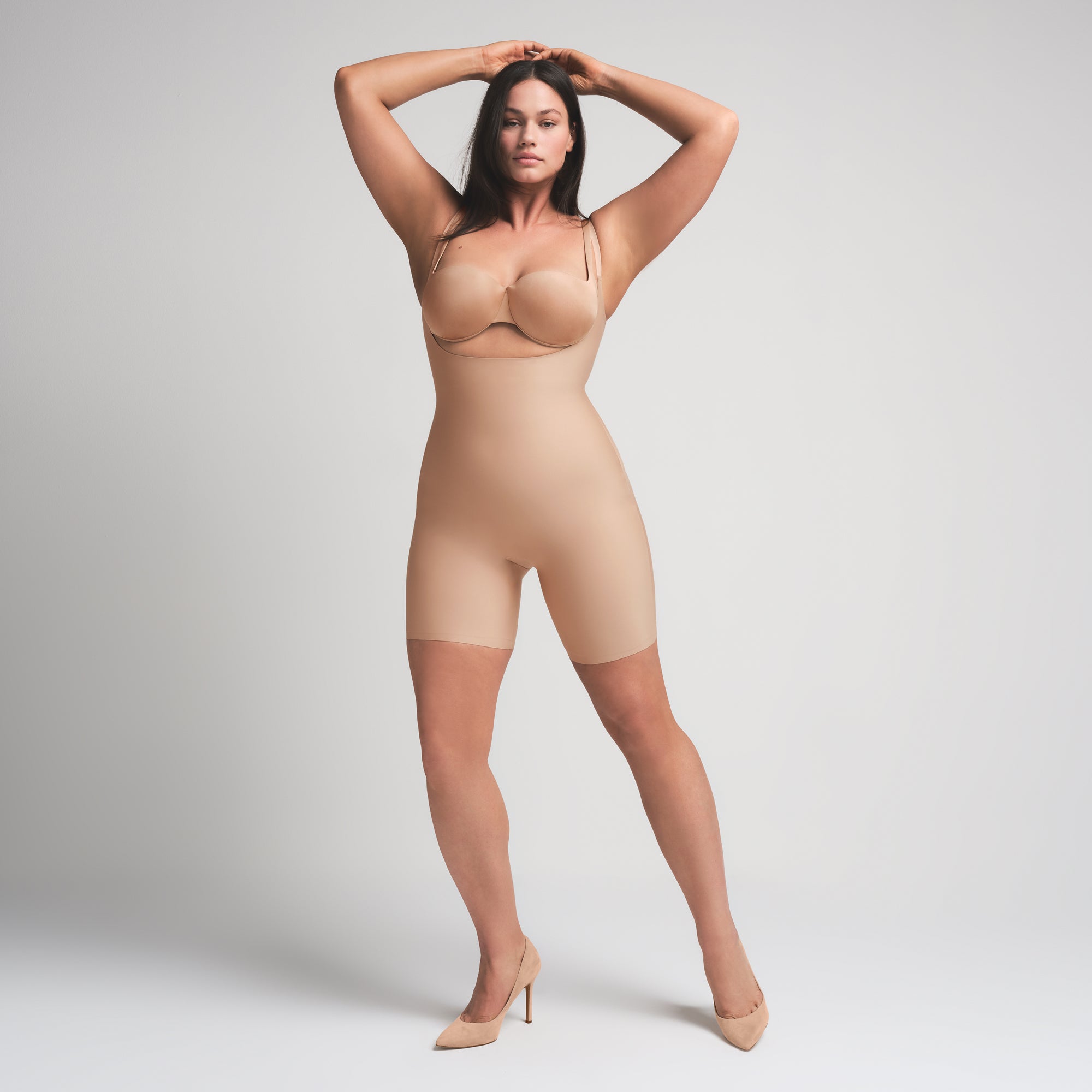 SKIMS BODY BUTT ENHANCING OPEN BUST PADDED BODYSUIT | CLAY - Image 7