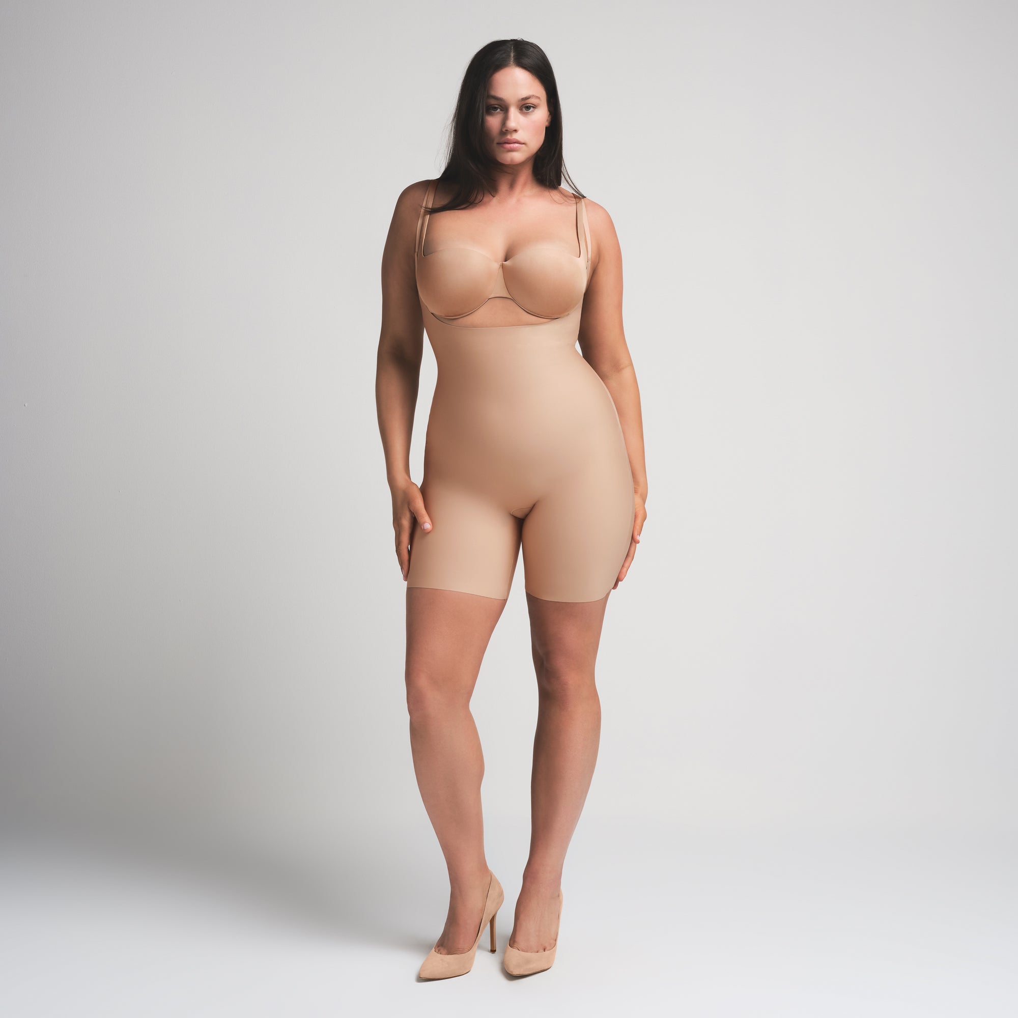 SKIMS BODY BUTT ENHANCING OPEN BUST PADDED BODYSUIT | CLAY - Image 6