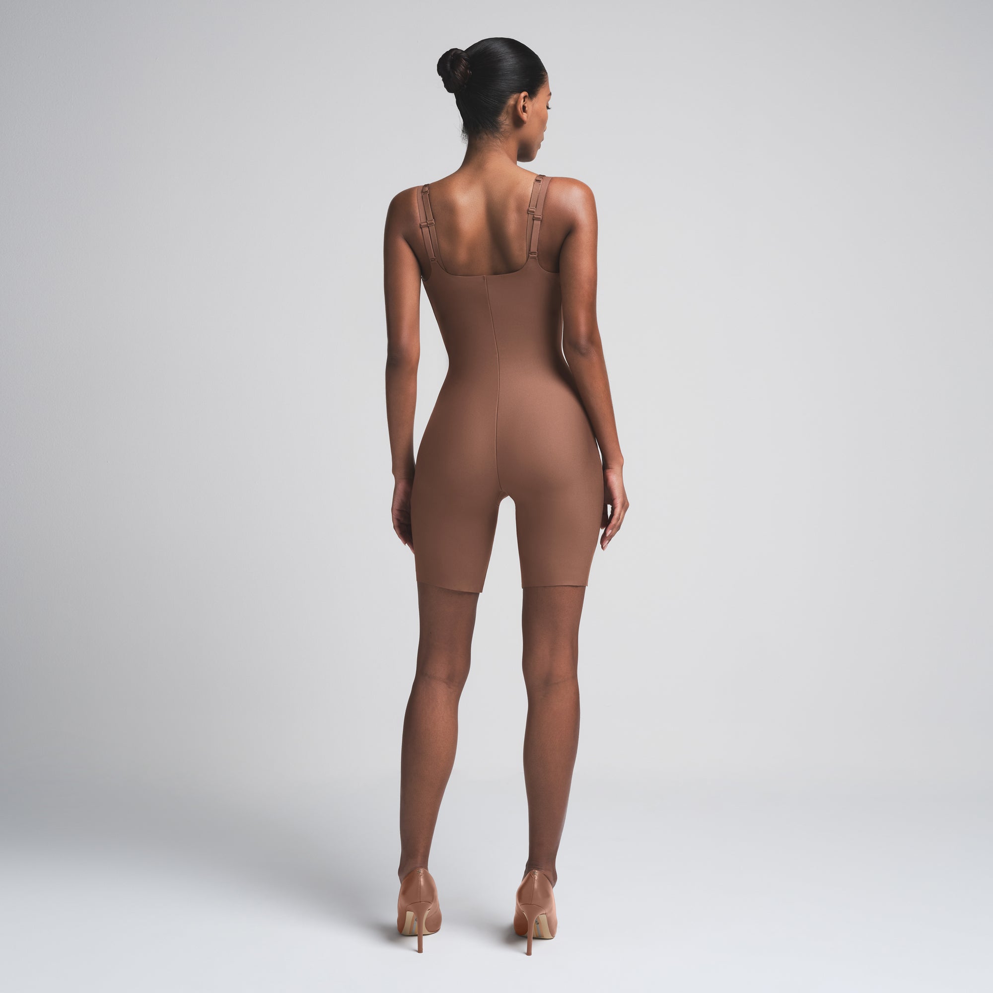 SKIMS BODY BUTT ENHANCING OPEN BUST PADDED BODYSUIT | JASPER - Image 6