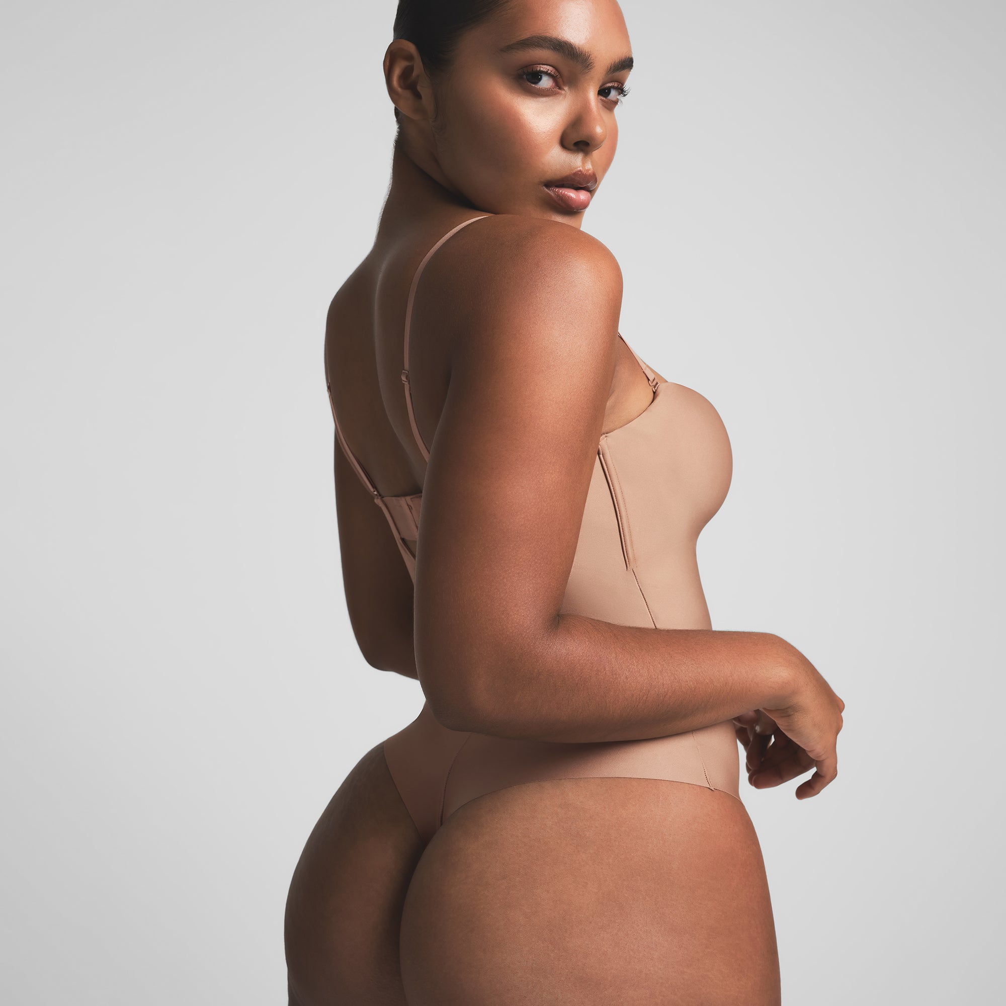 SKIMS BODY UNDERWIRE THONG BODYSUIT | SIENNA - Image 3