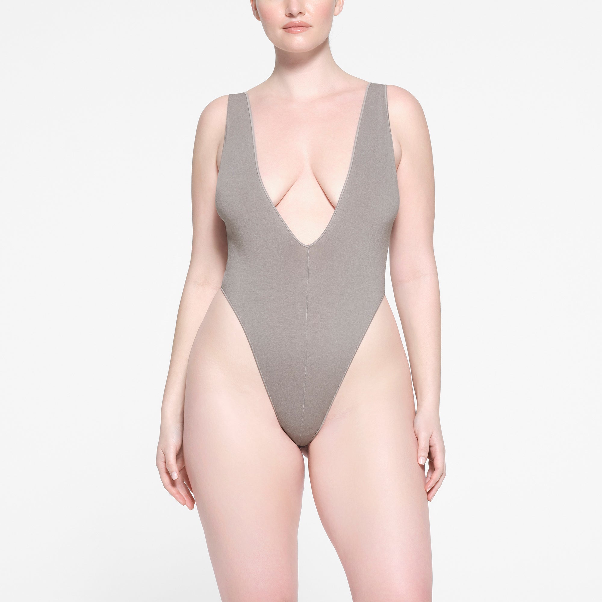 SEAMLESS MODAL DEEP PLUNGE BODYSUIT | SMOKE