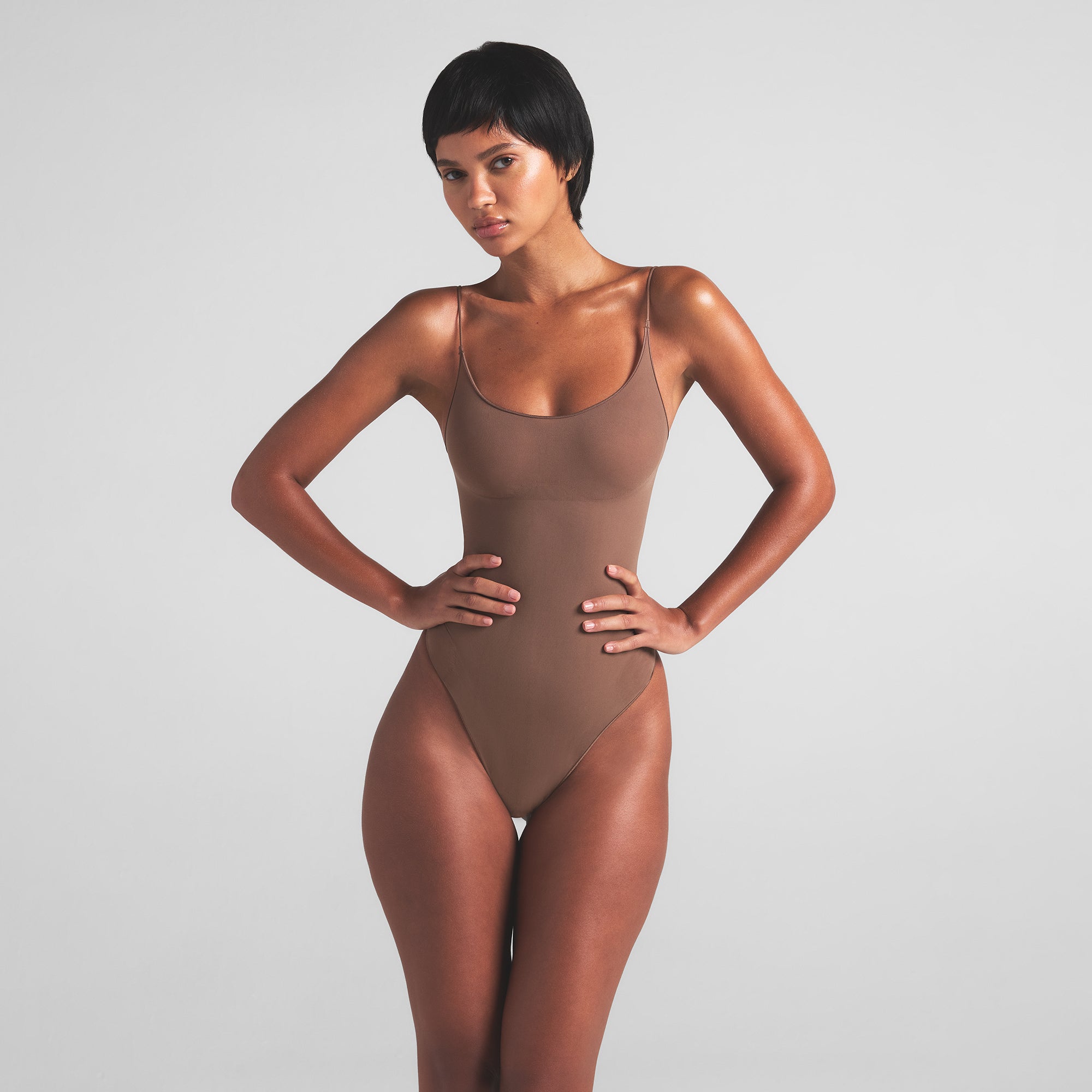 SHEER SEAMLESS THONG BODYSUIT | JASPER