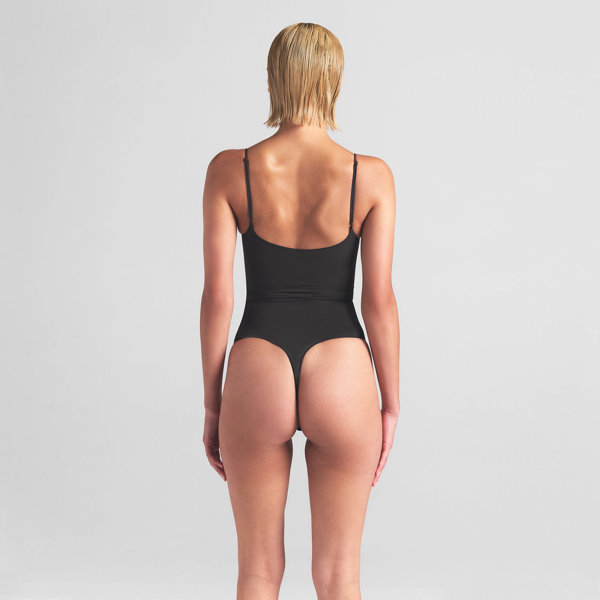 SHEER SEAMLESS THONG BODYSUIT | ONYX - Image 3