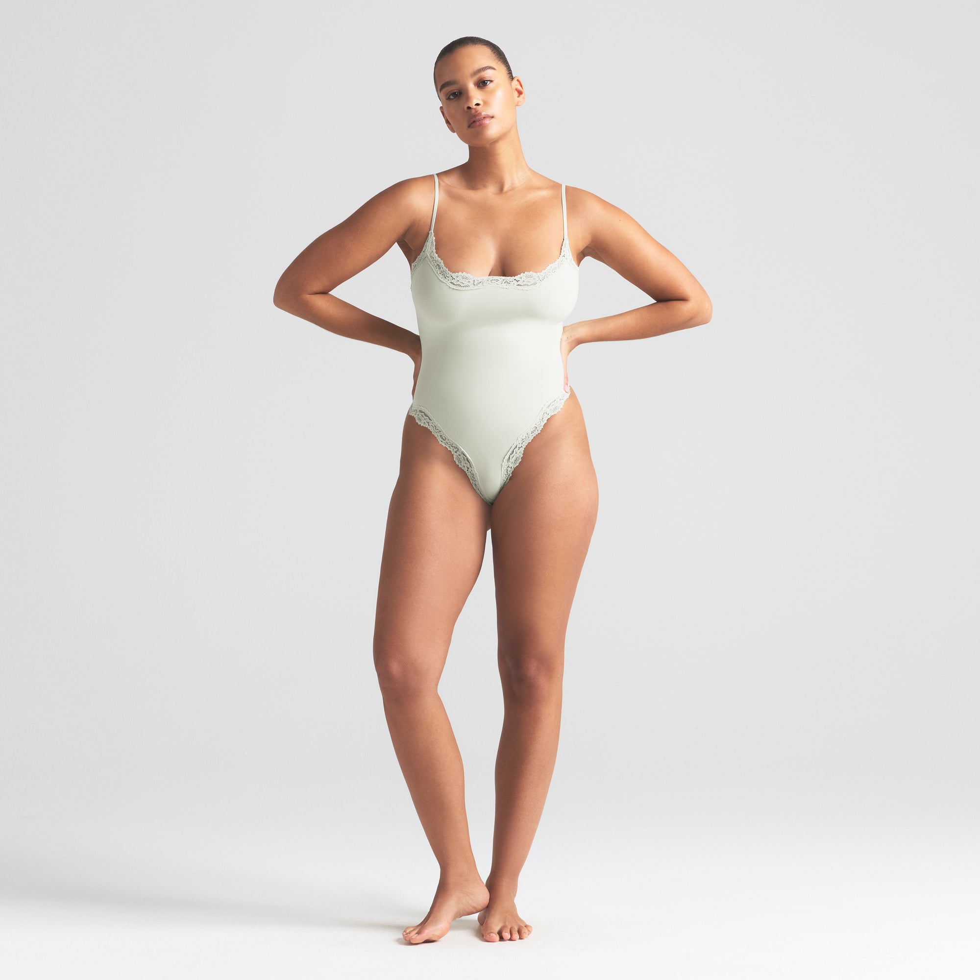 FITS EVERYBODY LACE CAMI BODYSUIT | SPEARMINT - Image 3