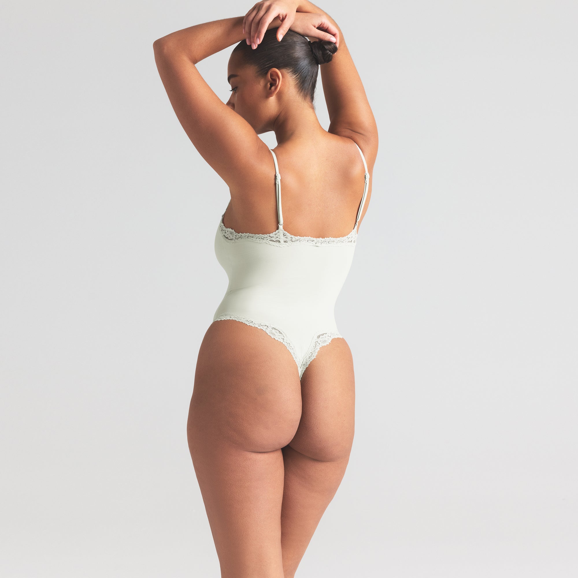 FITS EVERYBODY LACE CAMI BODYSUIT | SPEARMINT - Image 4