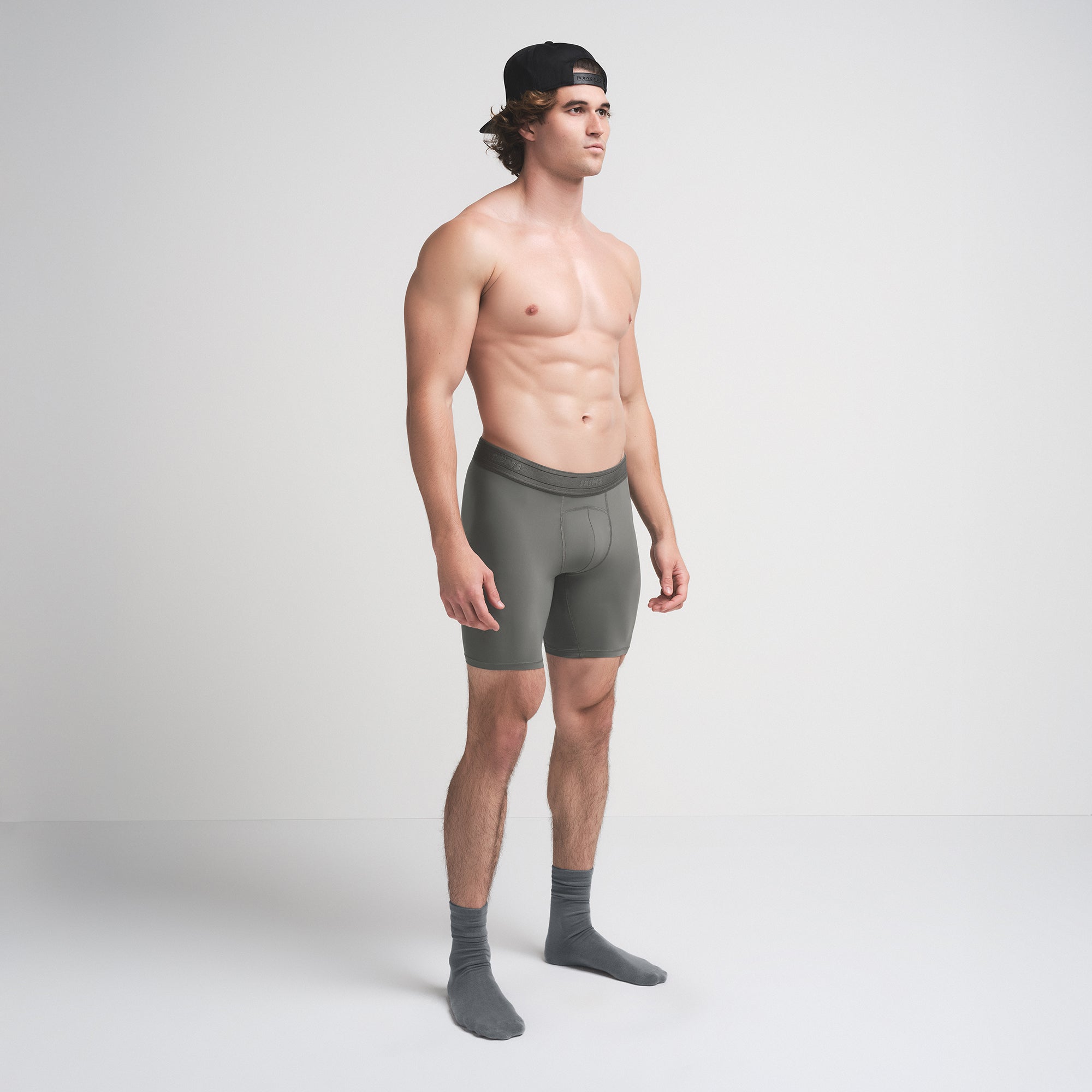 SKIMS SPORT MENS 7" BOXER BRIEF | GUNMETAL - Image 3