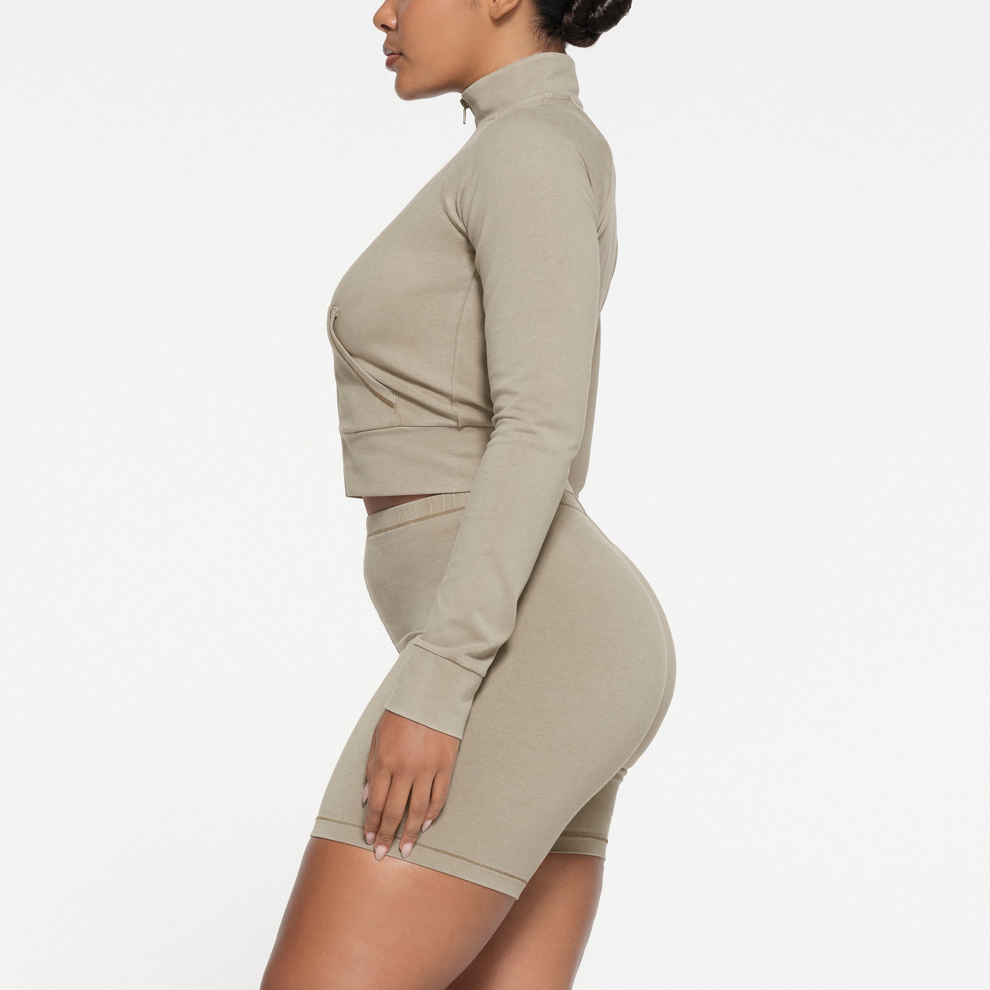 OUTDOOR BIKE SHORT | TAUPE - Image 2