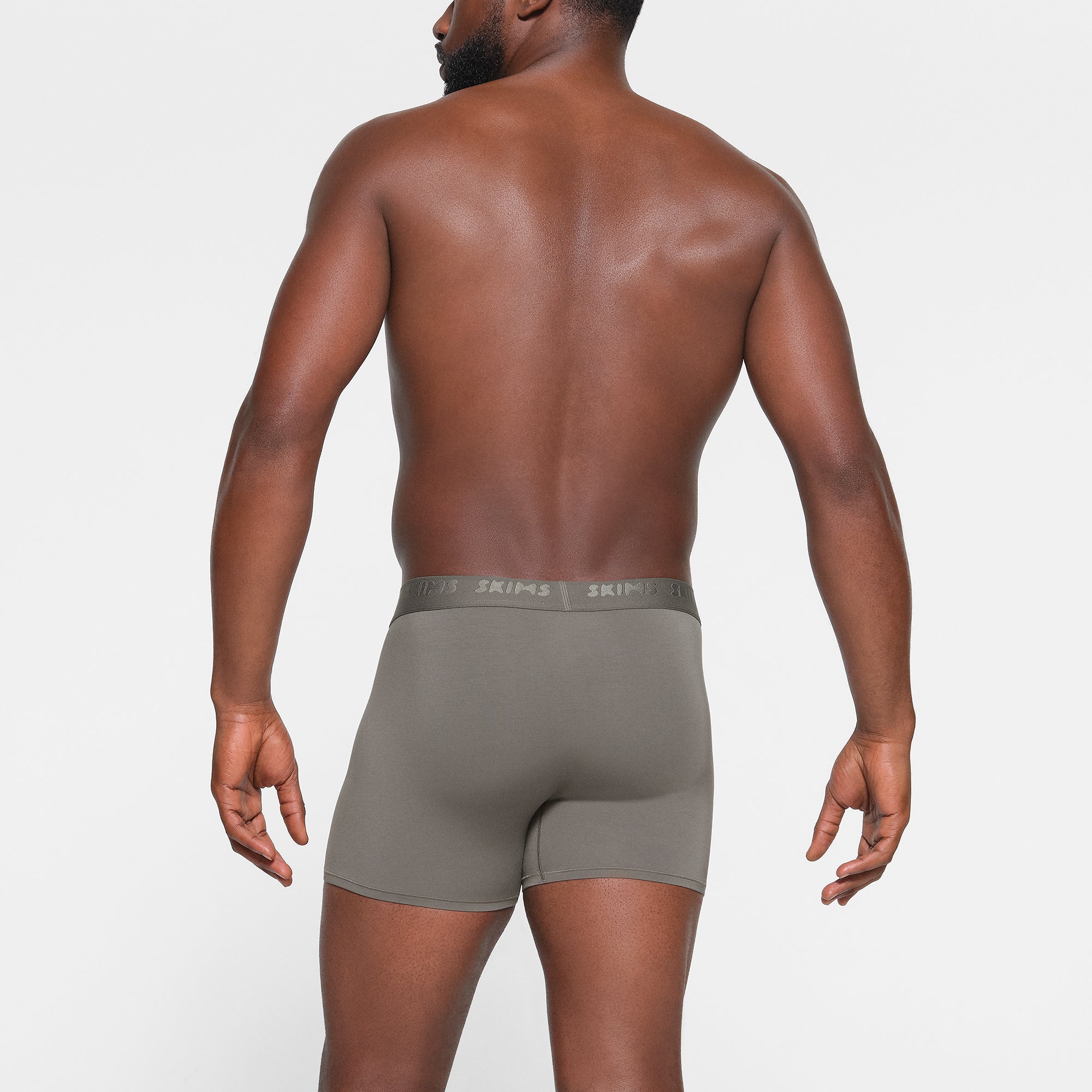 SKIMS STRETCH MENS 3" BOXER BRIEF | GUNMETAL - Image 3