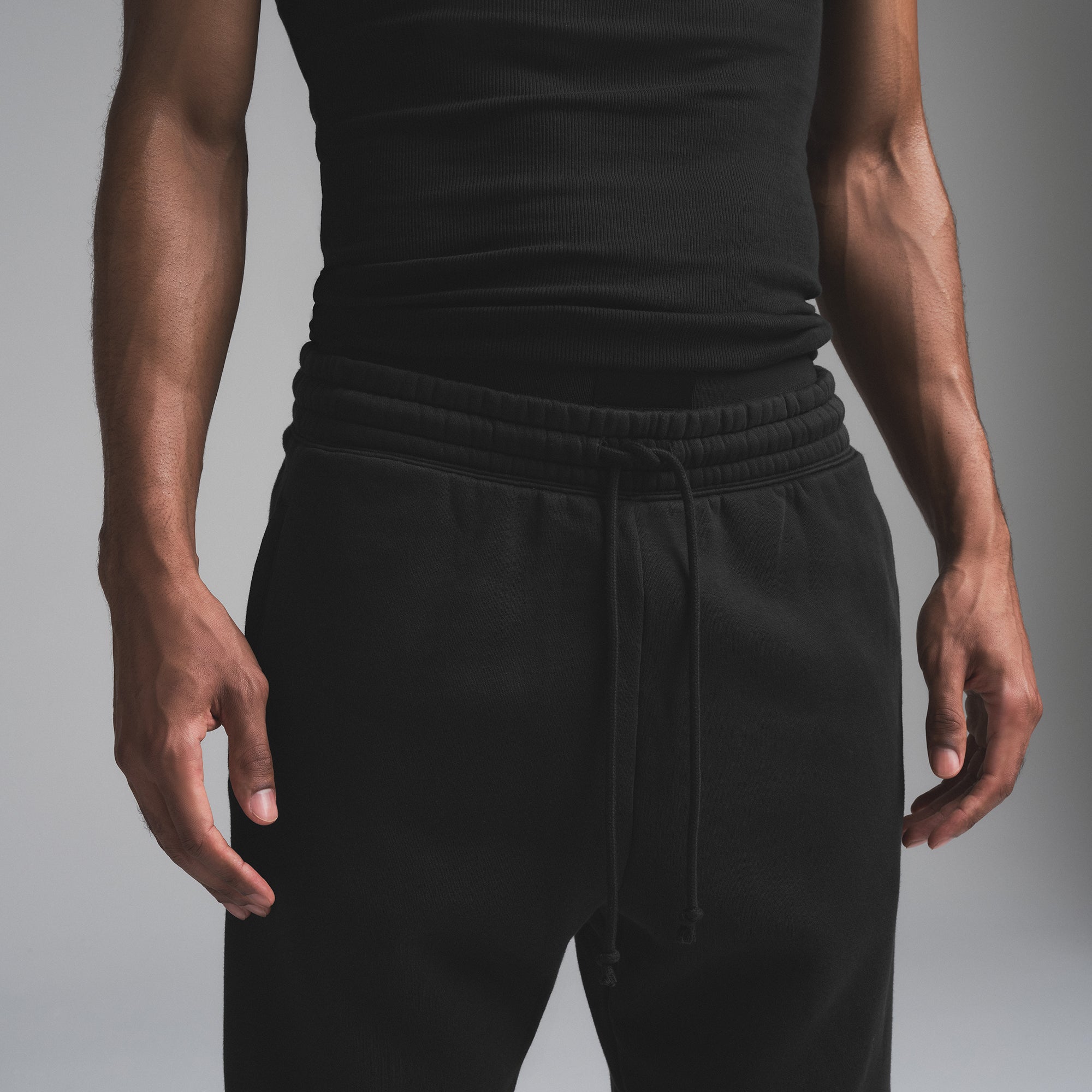 FLEECE LOUNGE MENS TAPERED JOGGER | WASHED ONYX - Image 2