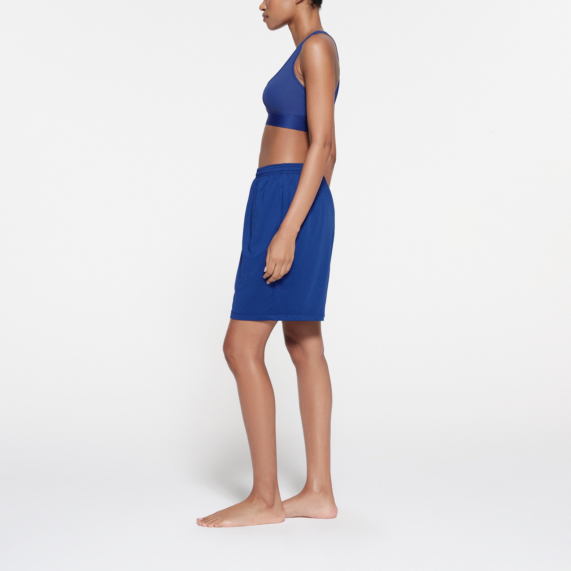 SKIMS TRACK MESH OVERSIZED SHORT | COBALT - Image 2