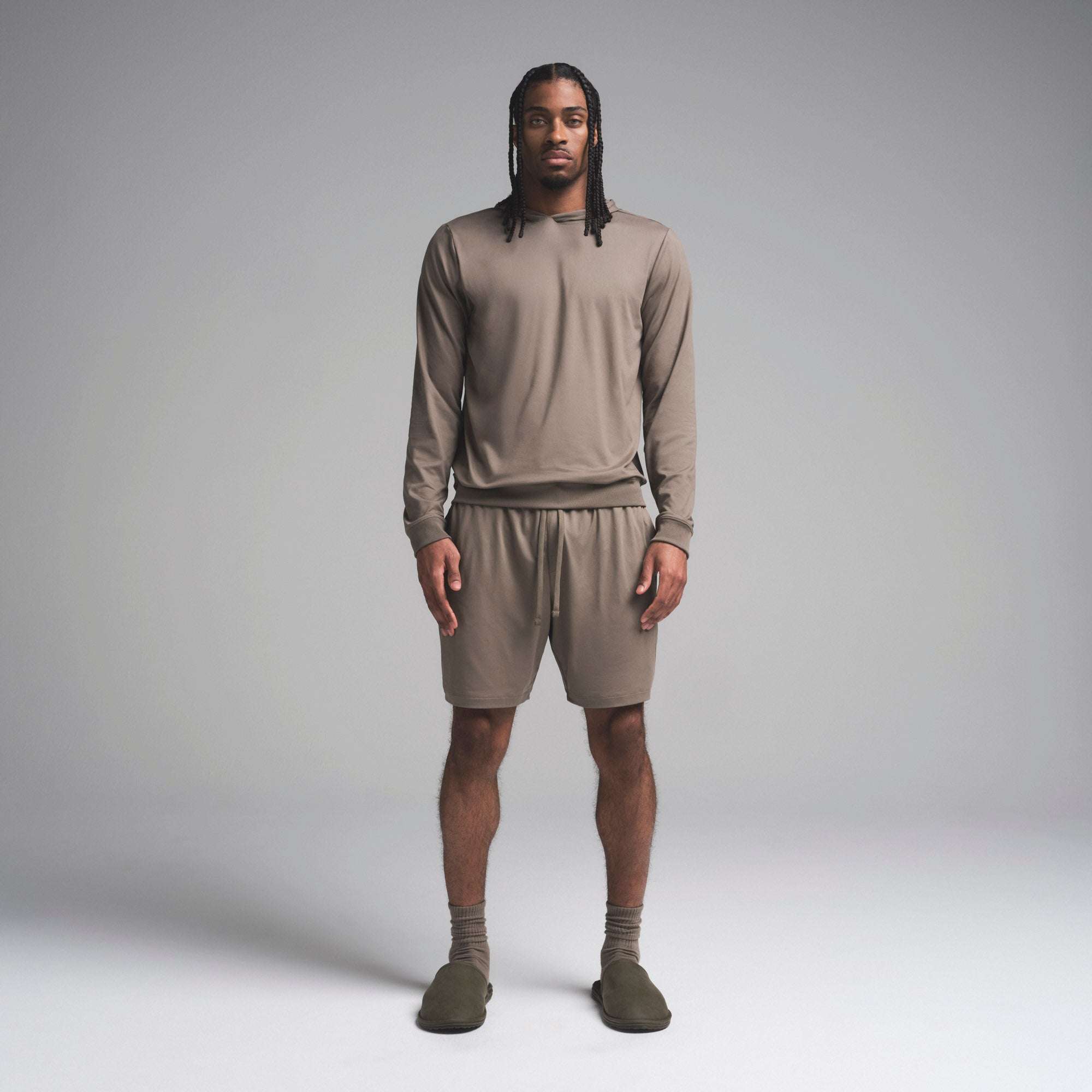 OUTDOOR JERSEY MENS CLASSIC SHORT | TRUFFLE