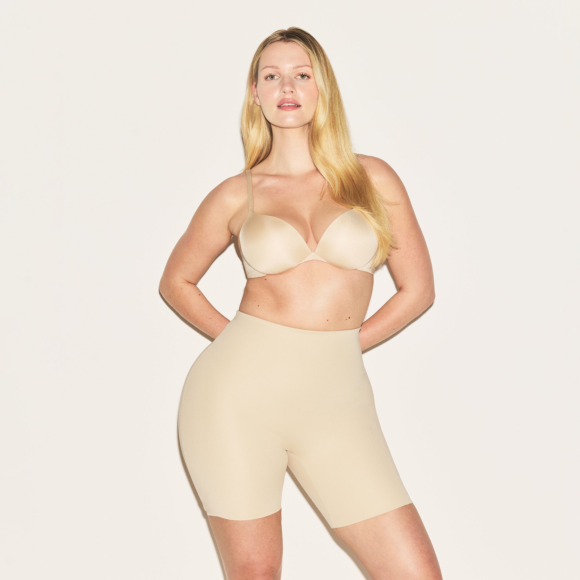 SKIMS BODY HIP ENHANCING PADDED SHORT | SAND - Image 3