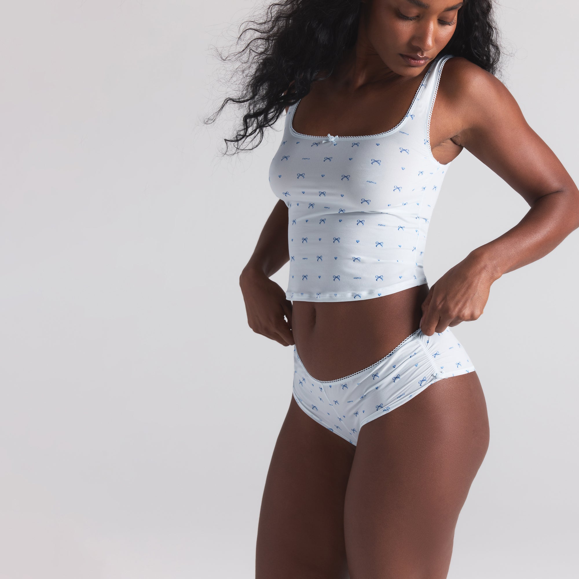 FITS EVERYBODY PICOT TANK AND HIPSTER SET | CLOUD BOW PRINT - Image 5