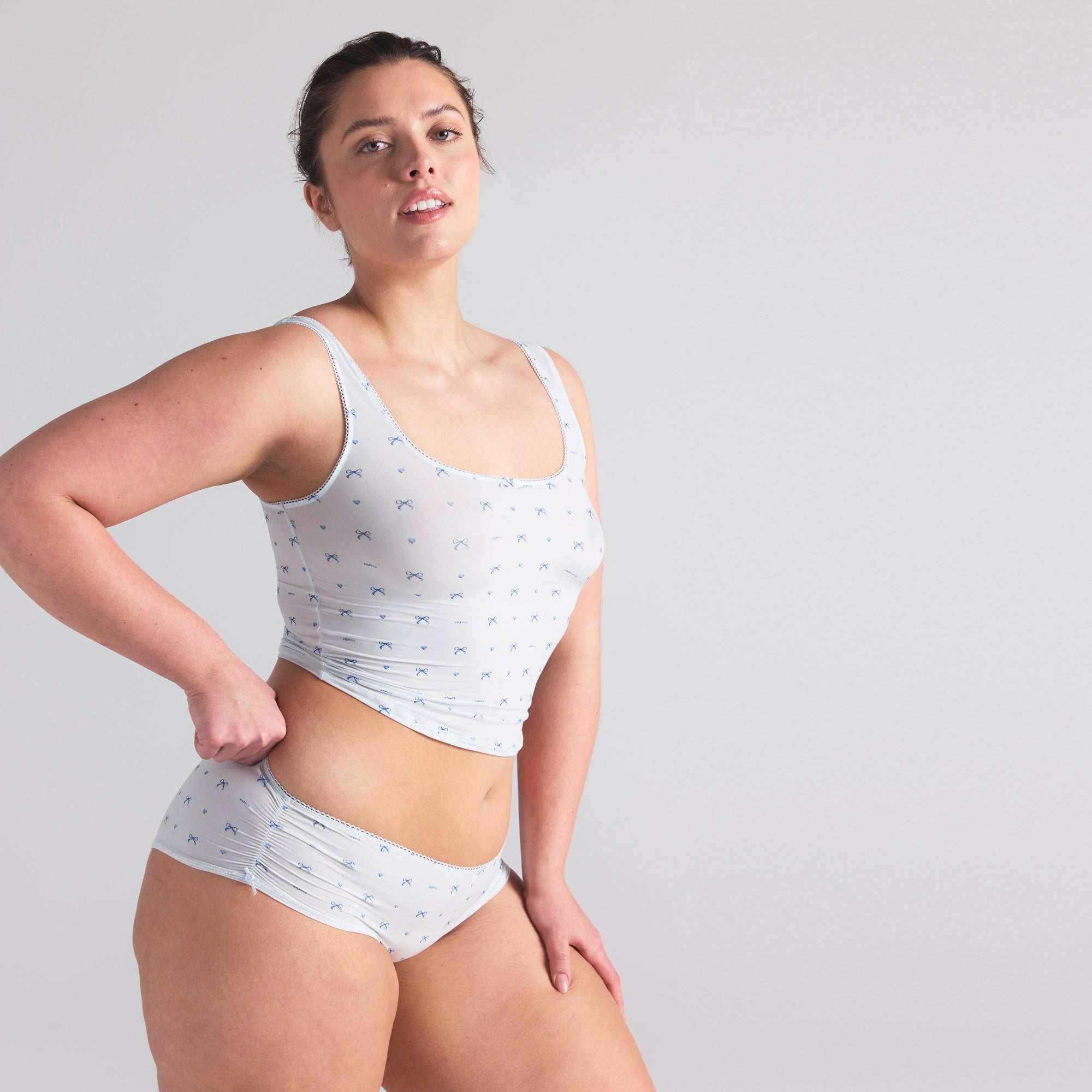 FITS EVERYBODY PICOT TANK AND HIPSTER SET | CLOUD BOW PRINT - Image 3