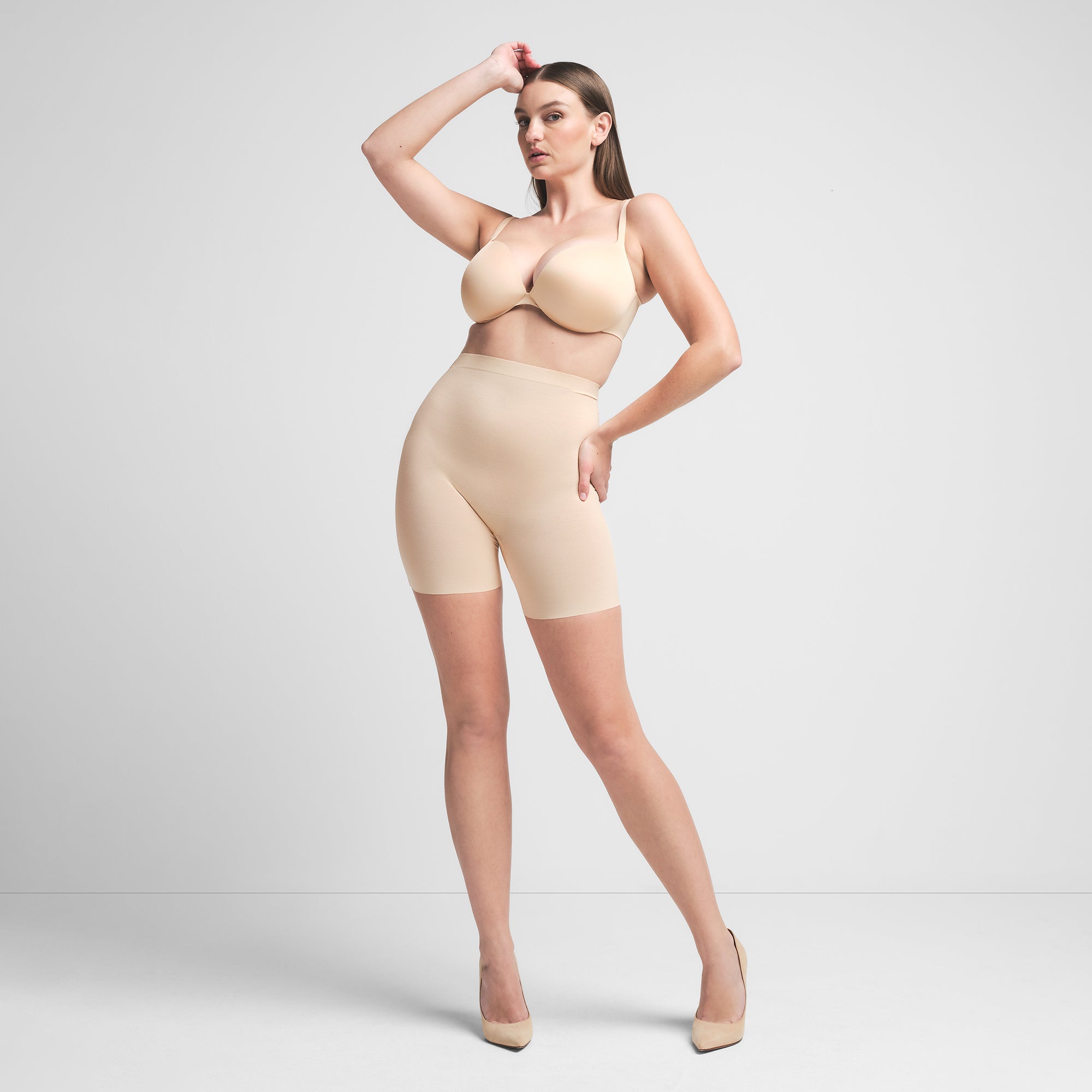 SHEER SCULPT LOW BACK SHORT | SAND - Image 2