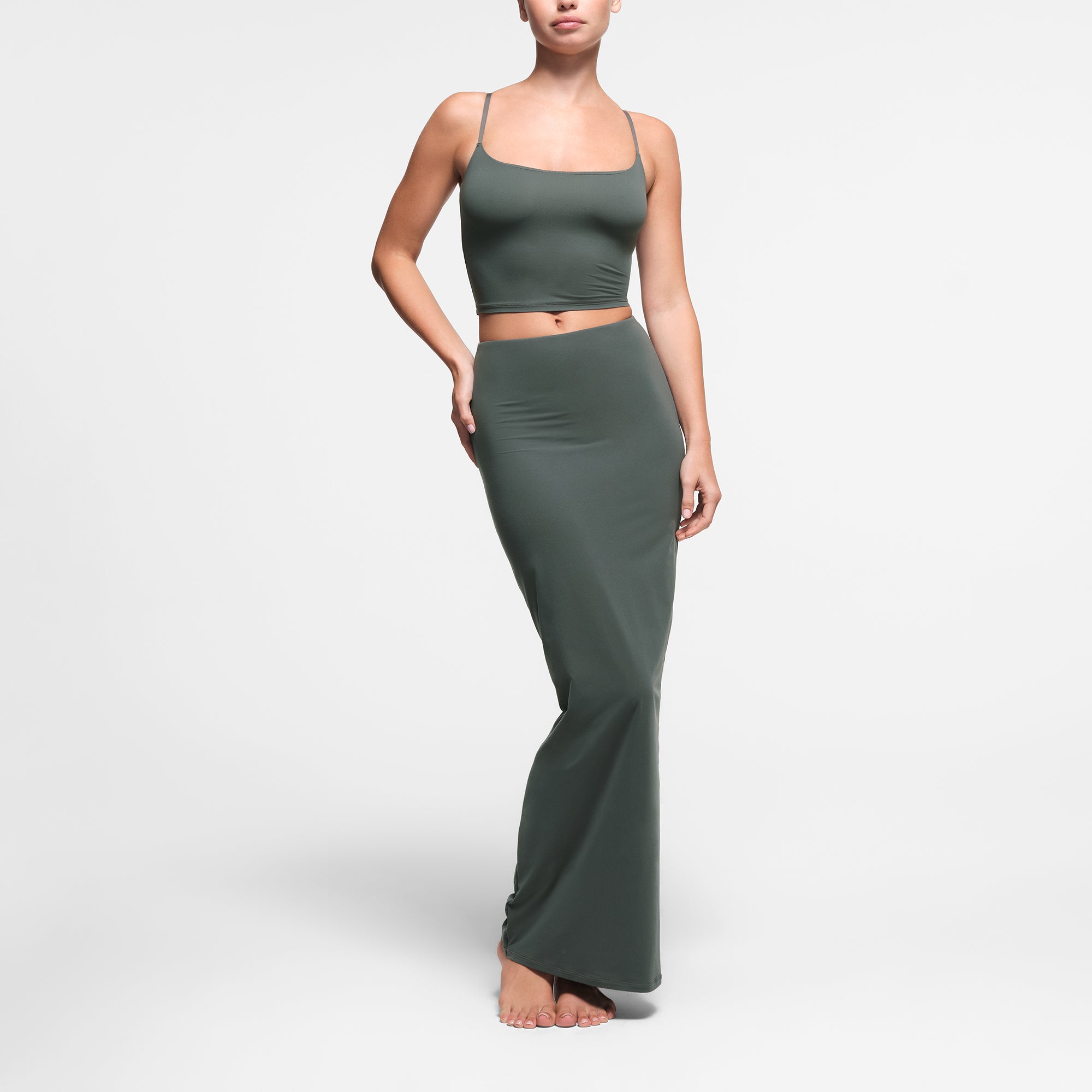 FITS EVERYBODY LONG SKIRT | DEEP SEA