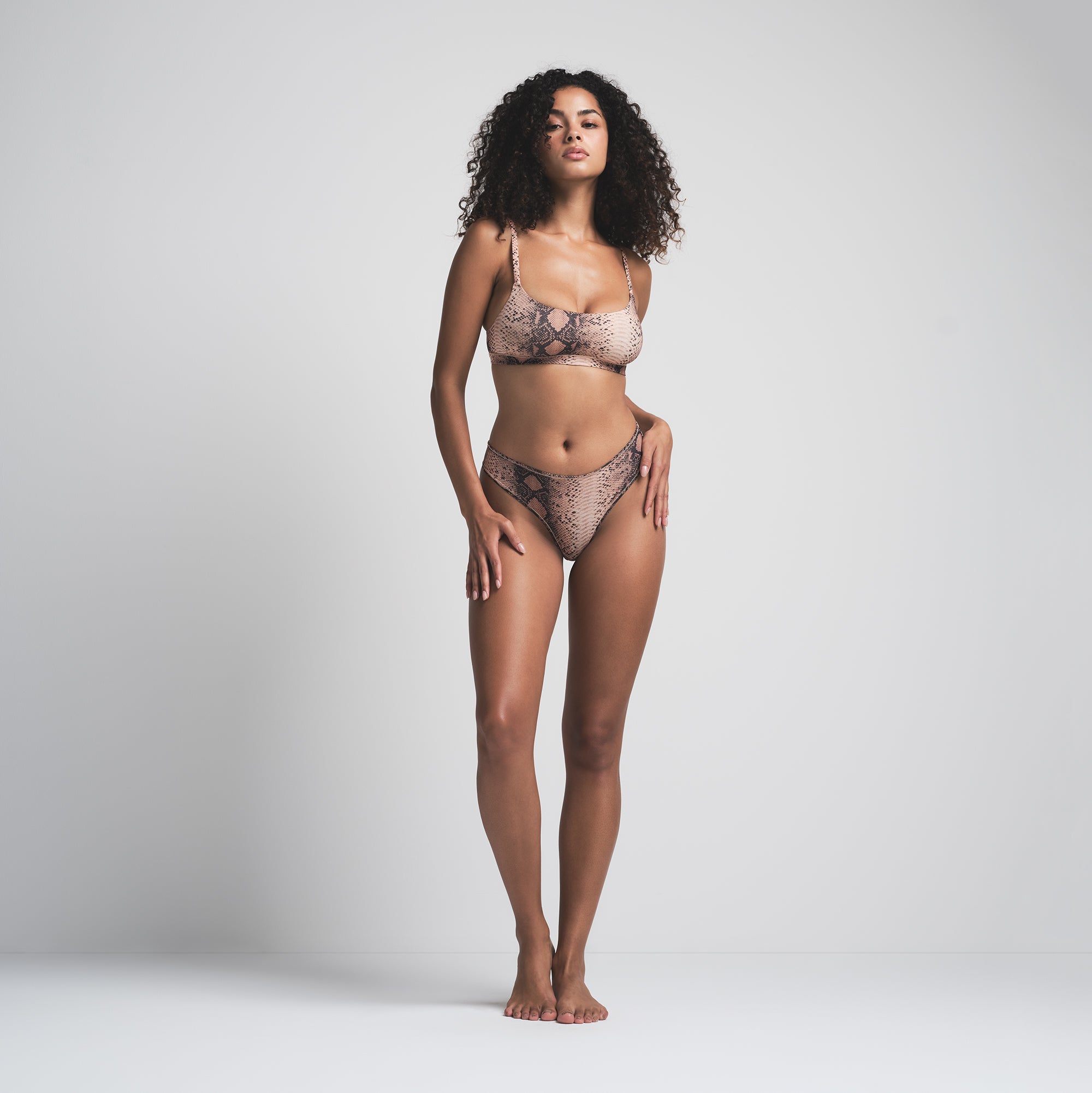 FITS EVERYBODY SCOOP BRALETTE | CLAY SNAKESKIN PRINT
