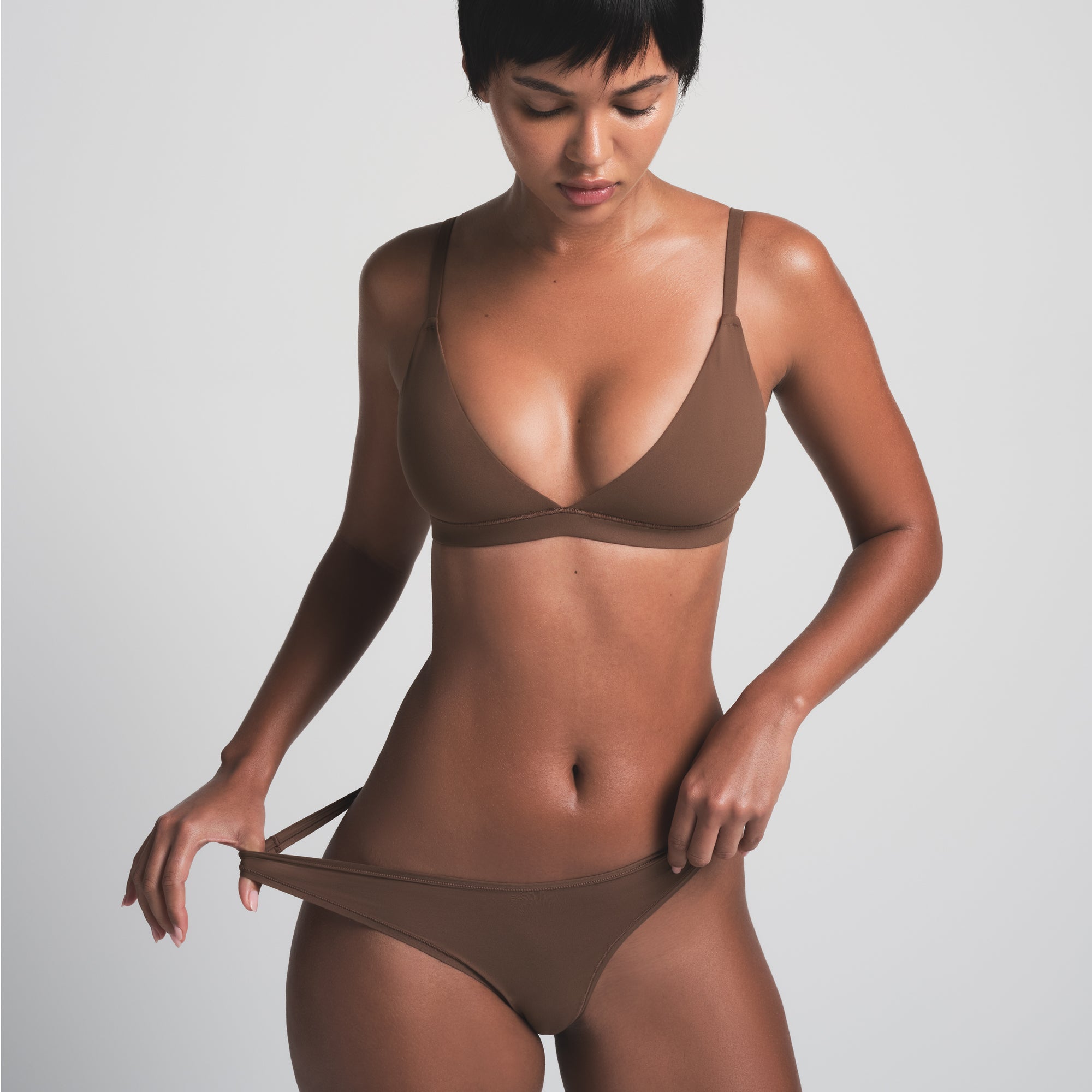 FITS EVERYBODY TRIANGLE BRALETTE | JASPER - Image 2