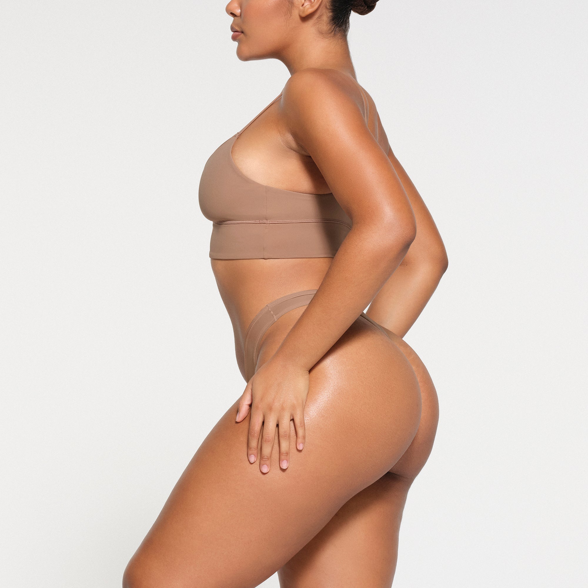 FITS EVERYBODY TRIANGLE LONGLINE BRALETTE | SIENNA - Image 2