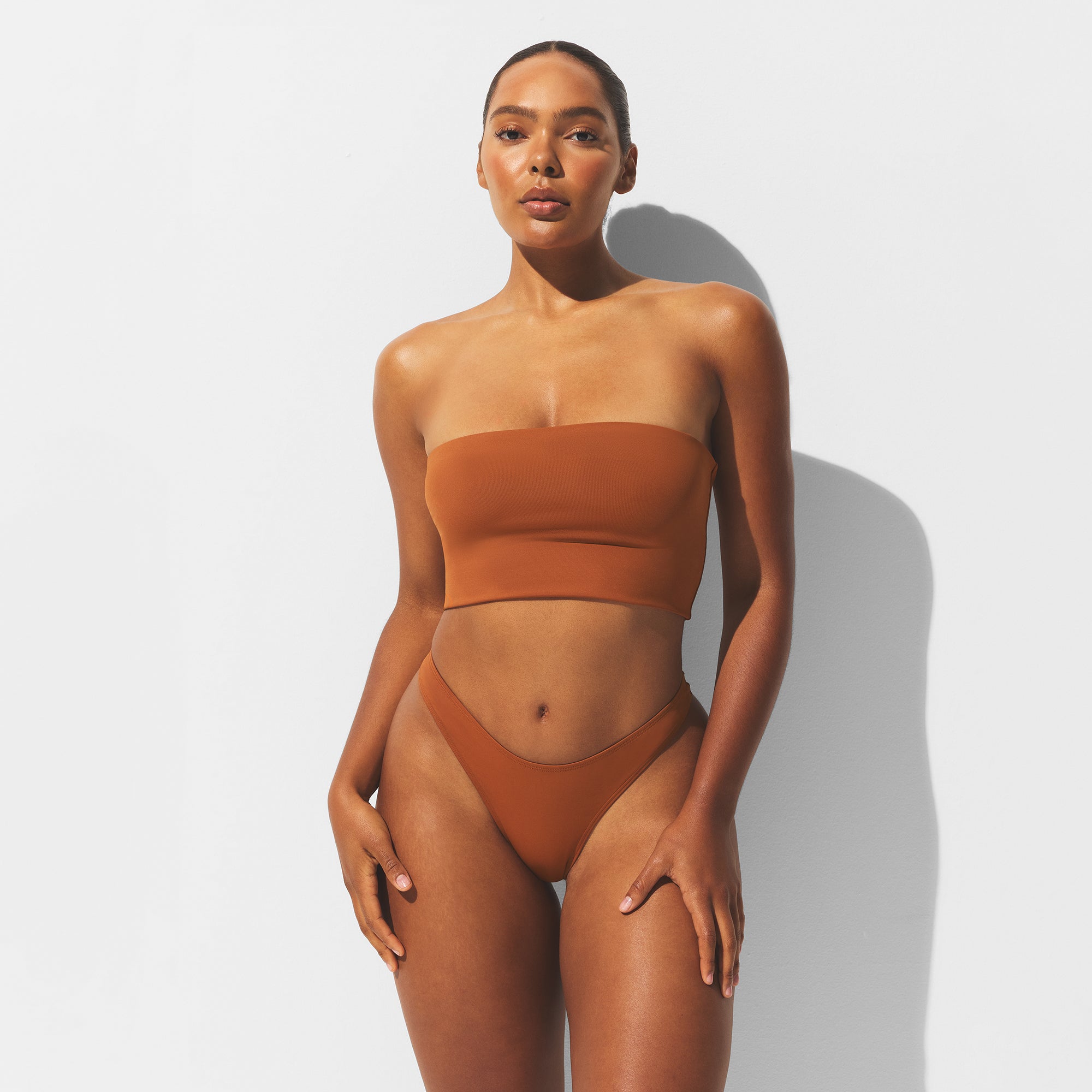 ICONIC SWIM CONVERTIBLE BANDEAU BIKINI TOP | BRONZE