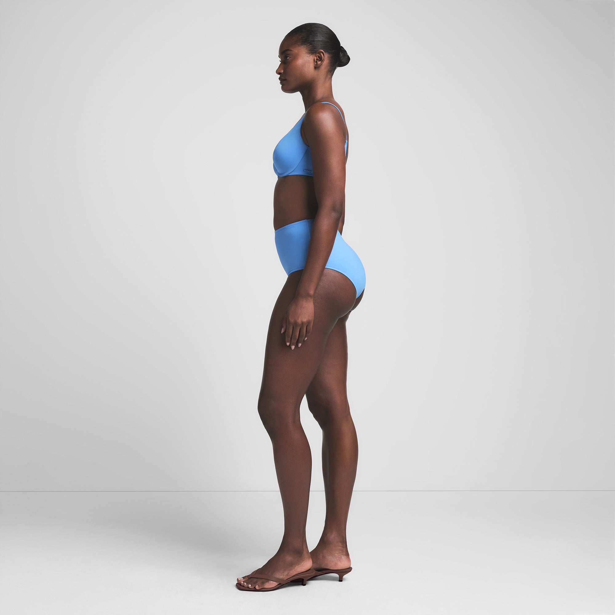 SIGNATURE SWIM FULL COVERAGE UNDERWIRE BIKINI TOP | TIDE - Image 2