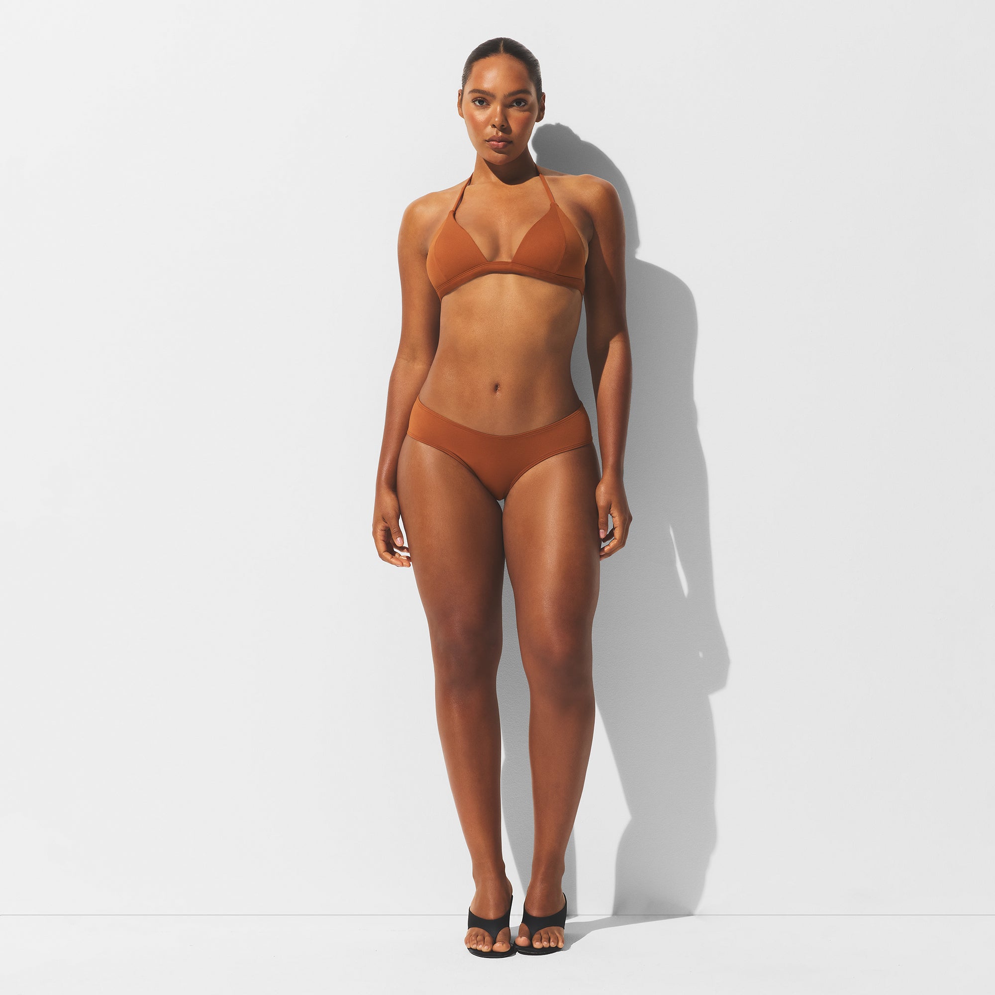 ICONIC SWIM PUSH-UP TRIANGLE BIKINI TOP | BRONZE - Image 3
