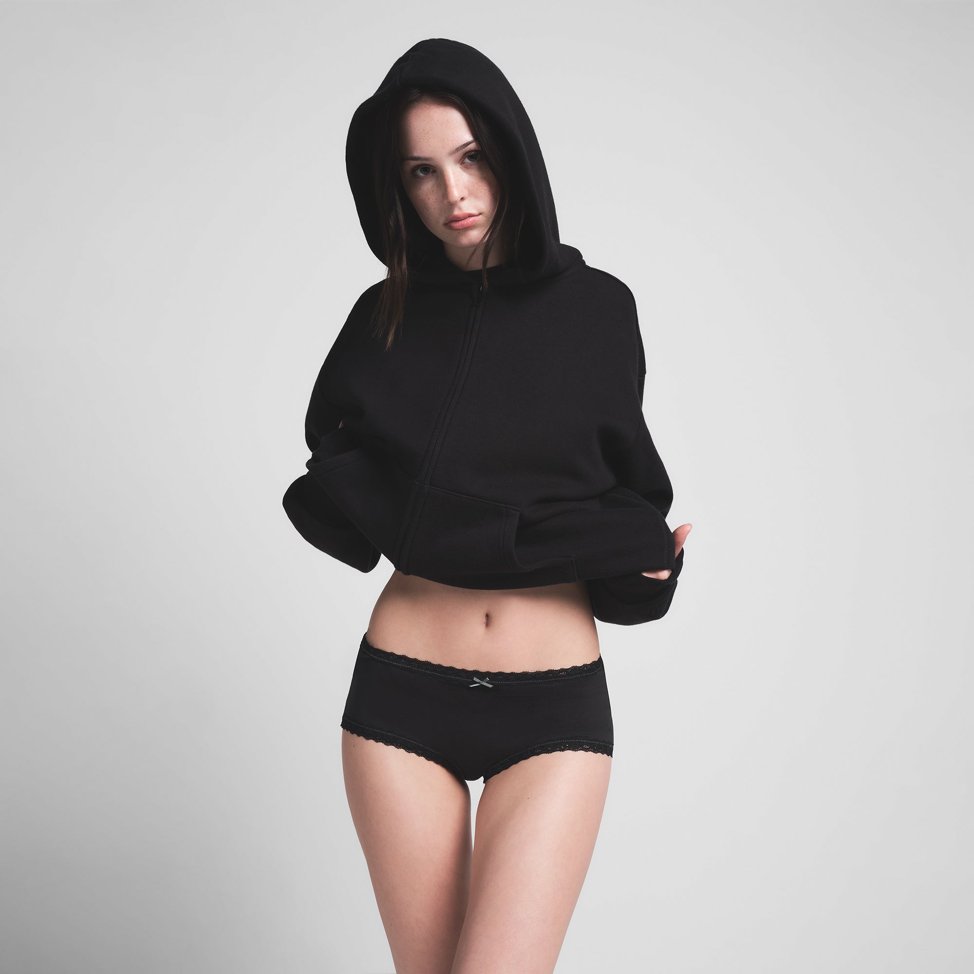 LIGHTWEIGHT COTTON LACE BOY SHORT | SOOT - Image 2