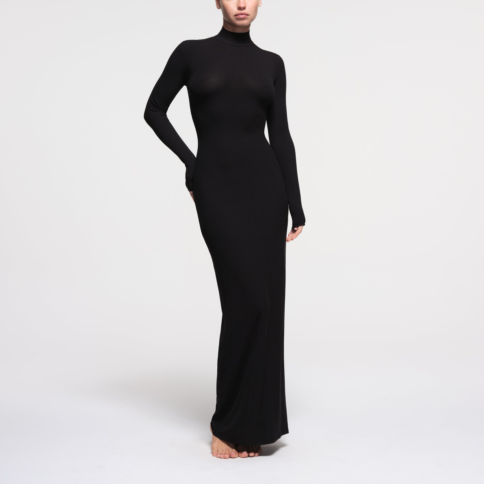 SOFT LOUNGE TURTLENECK LONG DRESS | ONYX