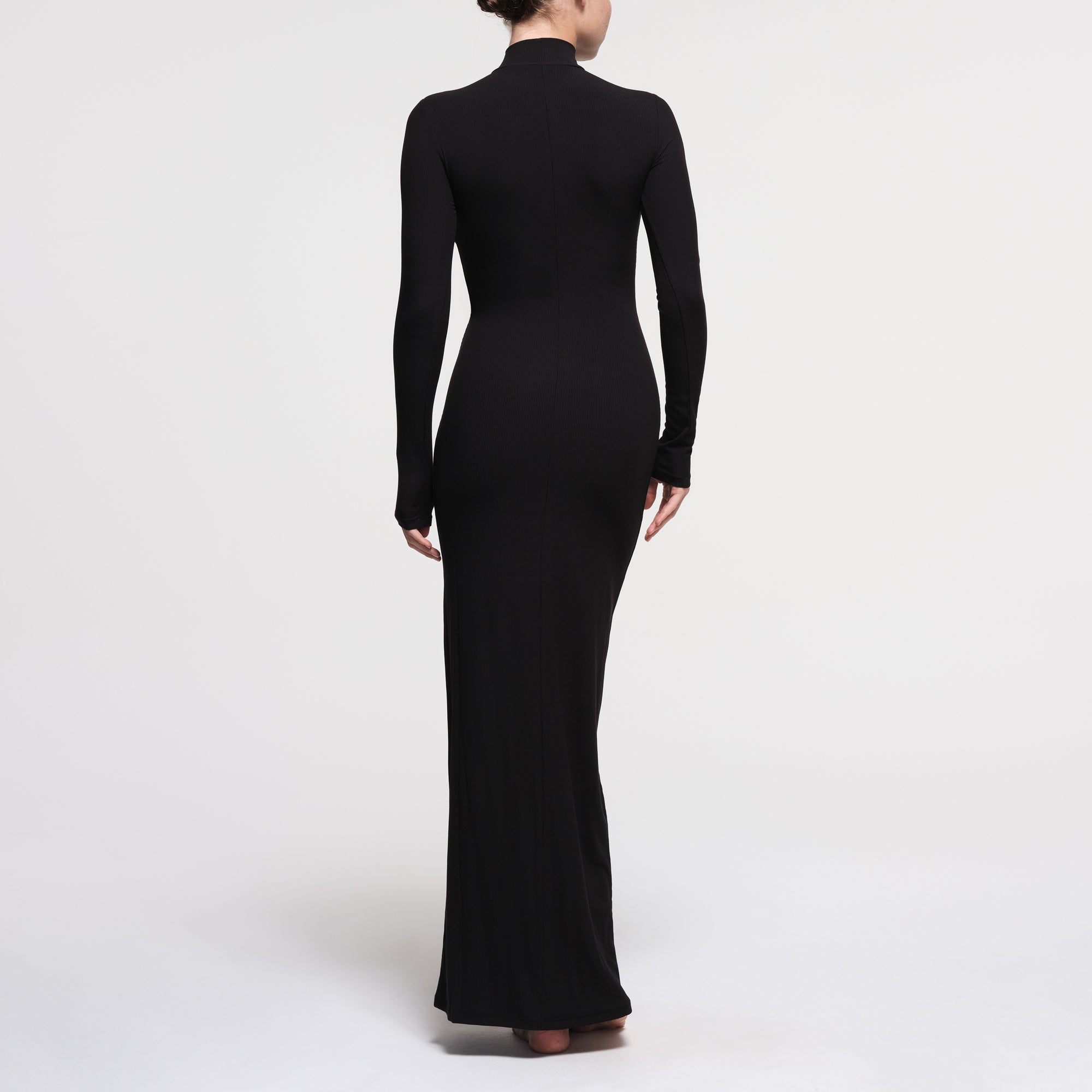 SOFT LOUNGE TURTLENECK LONG DRESS | ONYX - Image 3
