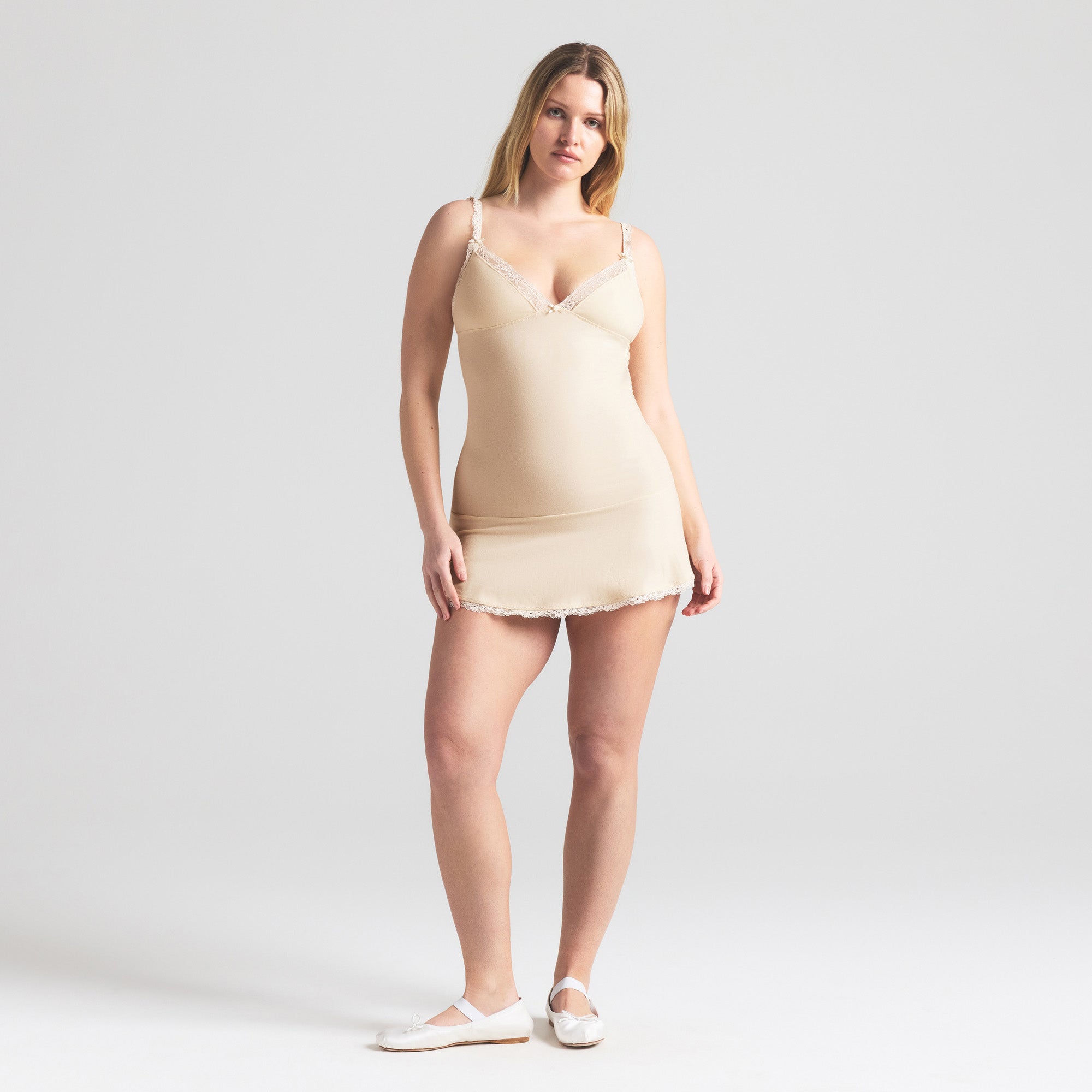 COTTON JERSEY LACE SLIP DRESS | BUTTER - Image 2