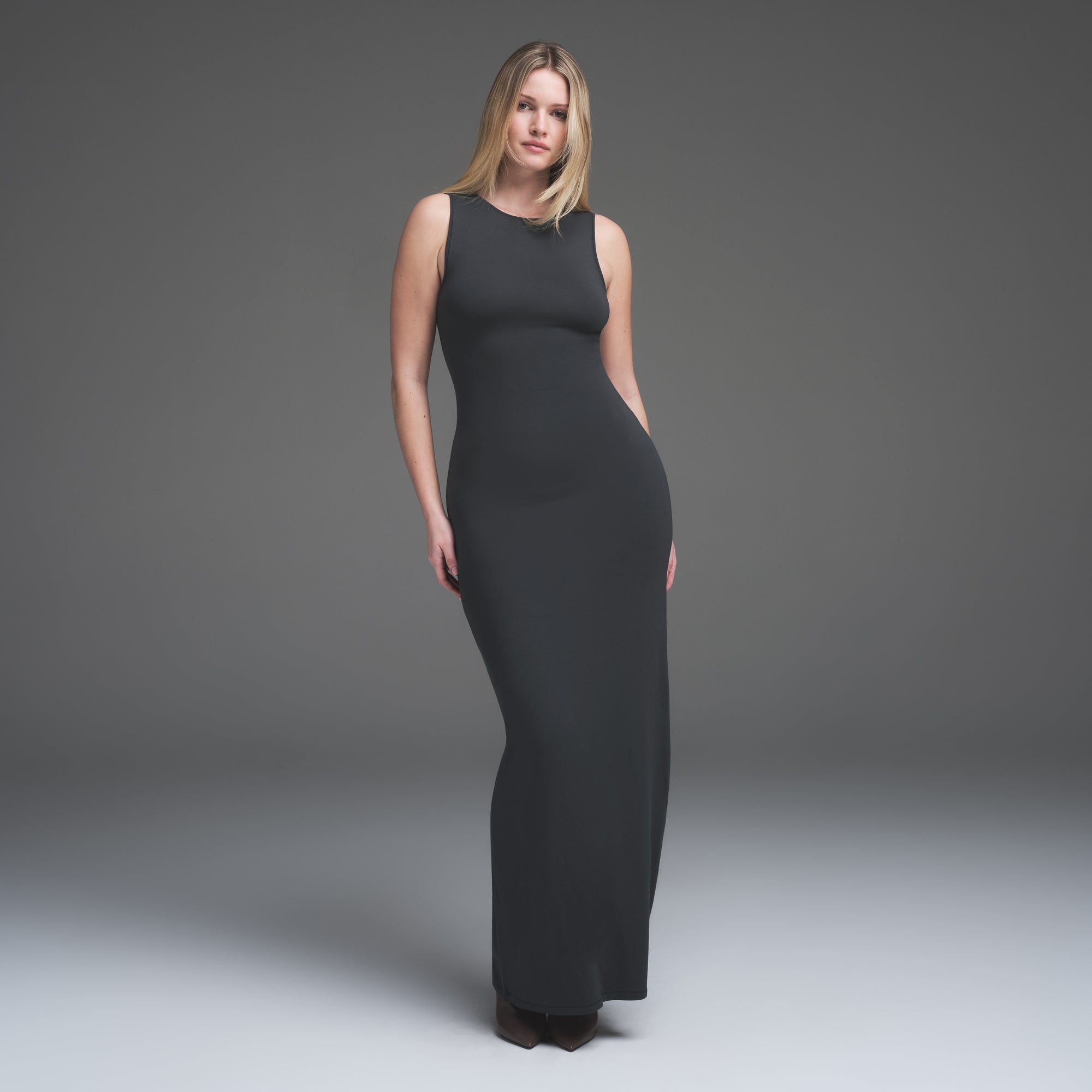 SMOOTH LAYERS LONG BOAT NECK DRESS | GRAPHITE
