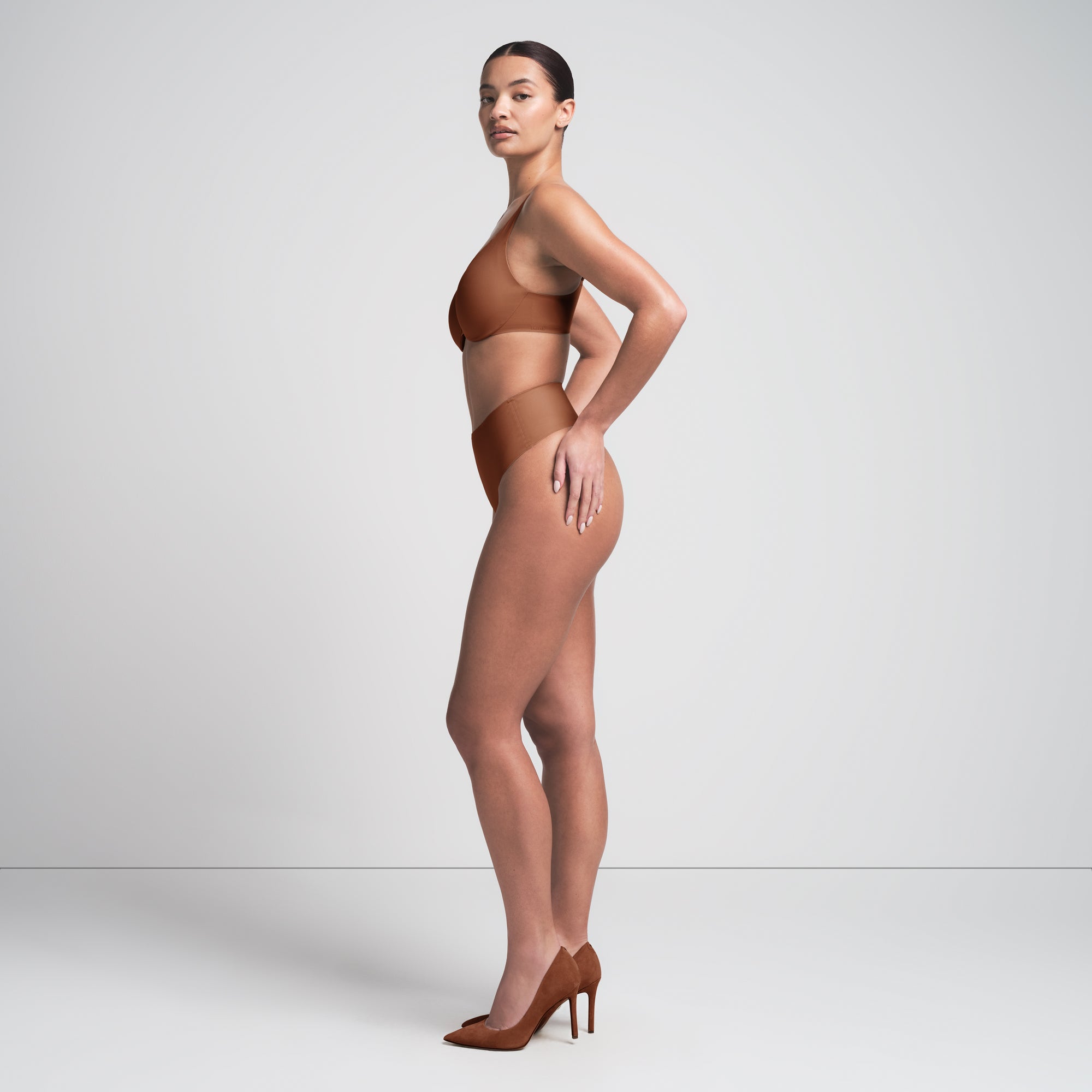 SMOOTHING INTIMATES UNLINED MINIMIZER BRA | JASPER - Image 2