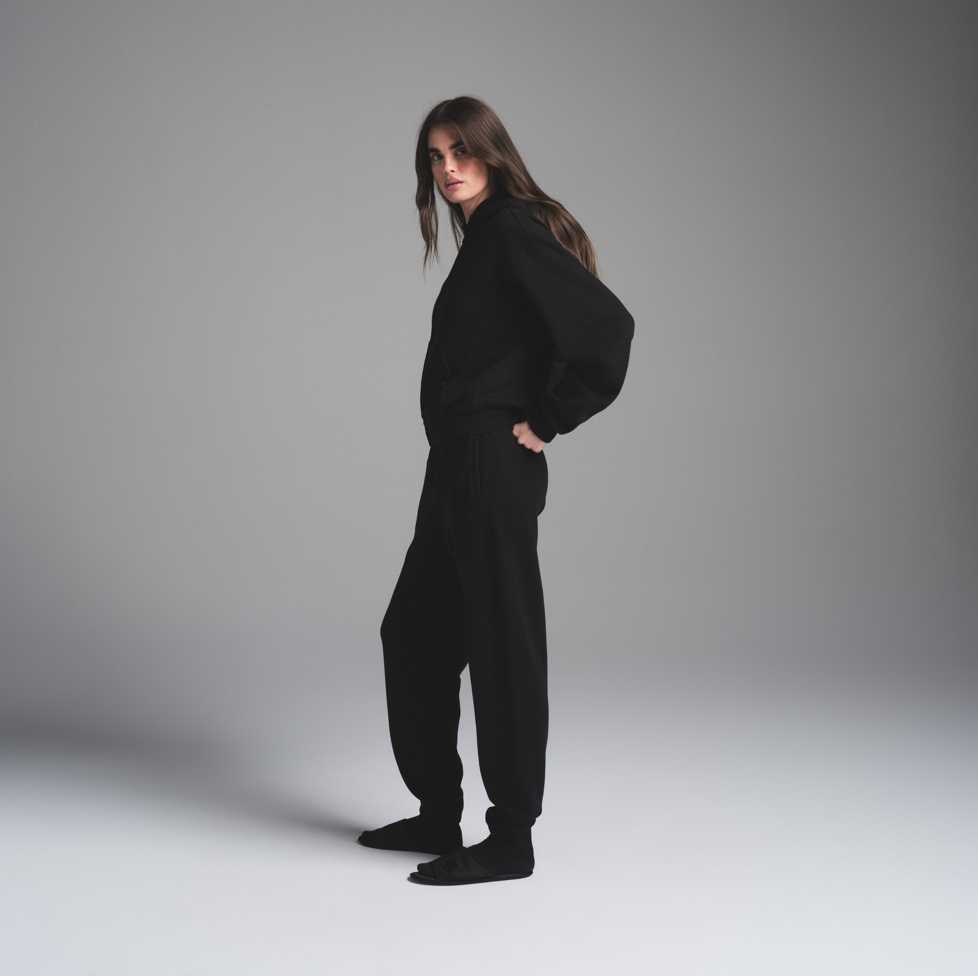 COTTON FLEECE CLASSIC JOGGER | ONYX - Image 4