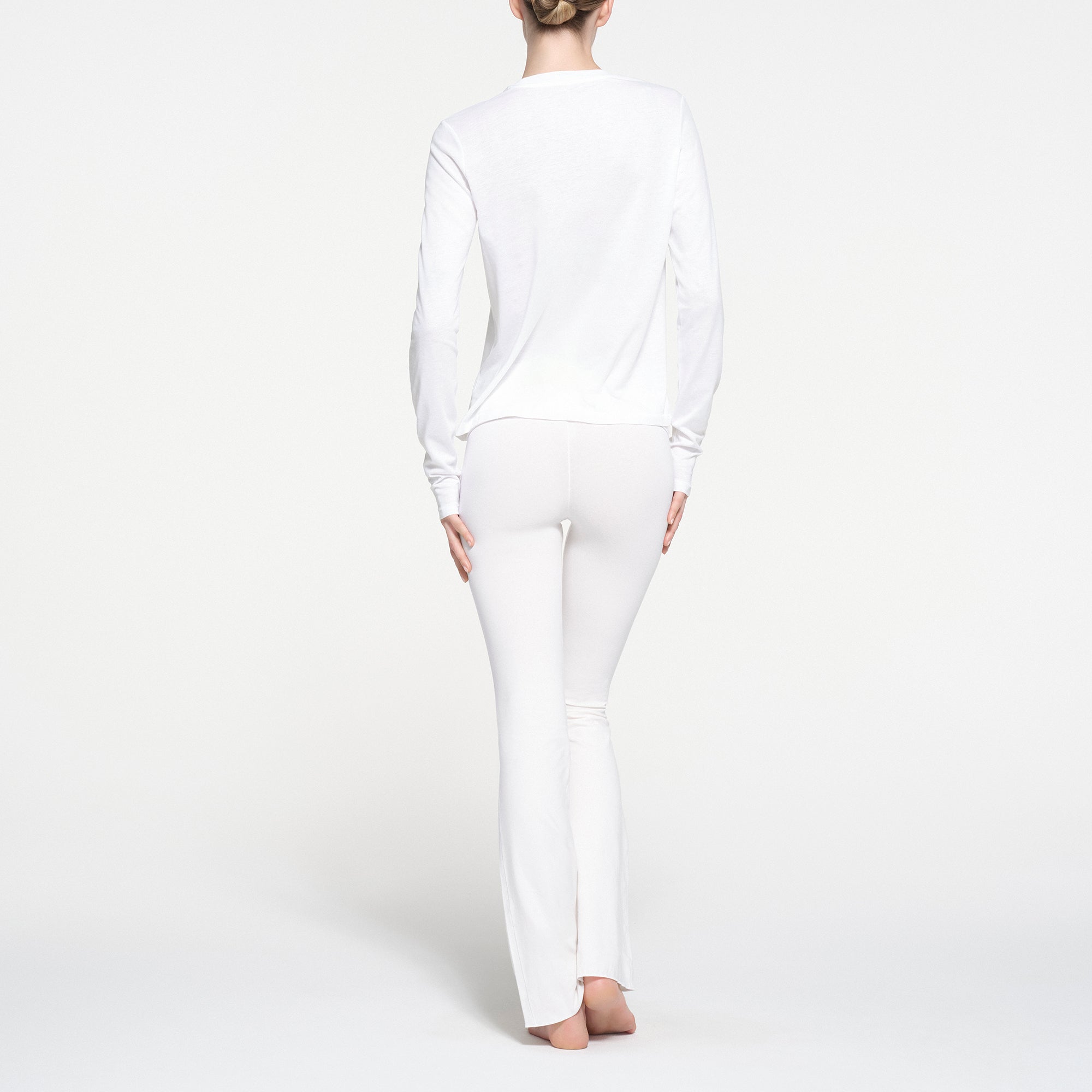 RELAXED TEES LONG SLEEVE T-SHIRT | SNOW - Image 3