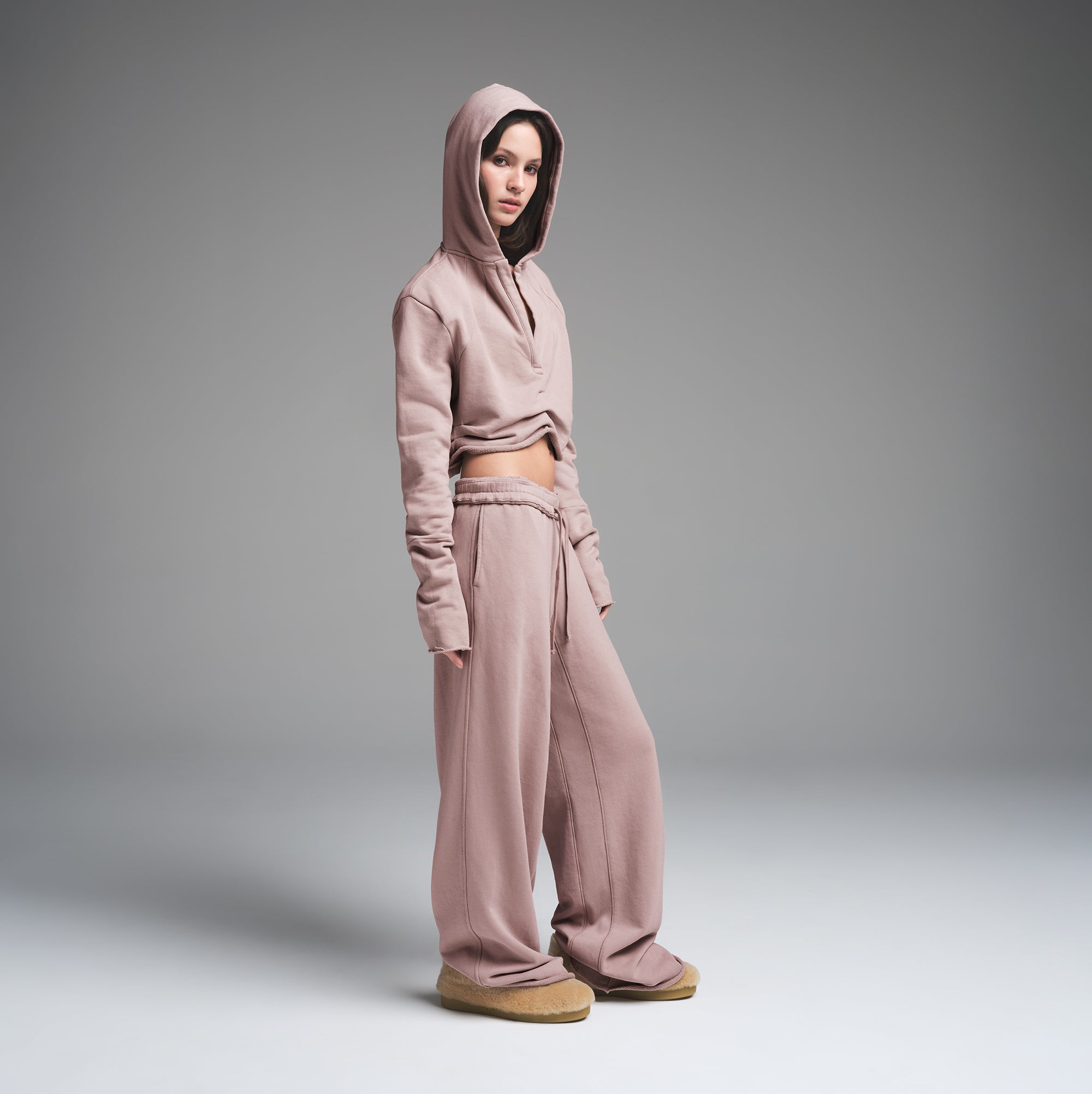 FRENCH TERRY SHOULDER PAD CROPPED HOODIE | FAWN - Image 3