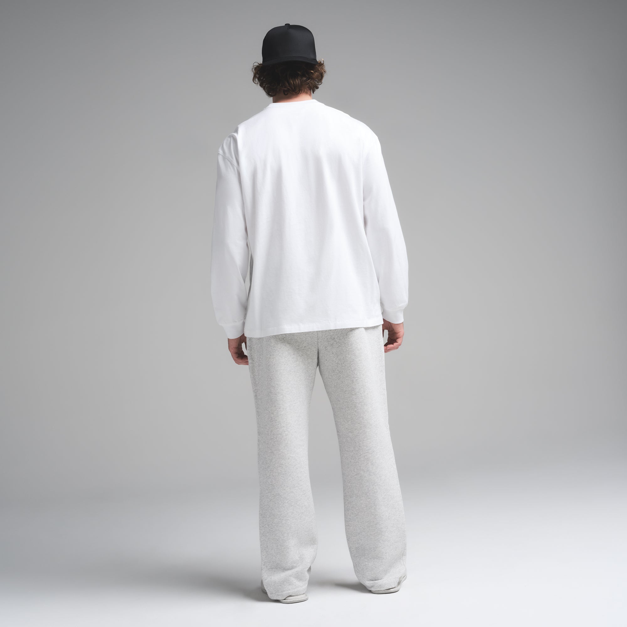 HEAVYWEIGHT COTTON MENS RELAXED LONG SLEEVE T-SHIRT | CHALK - Image 4