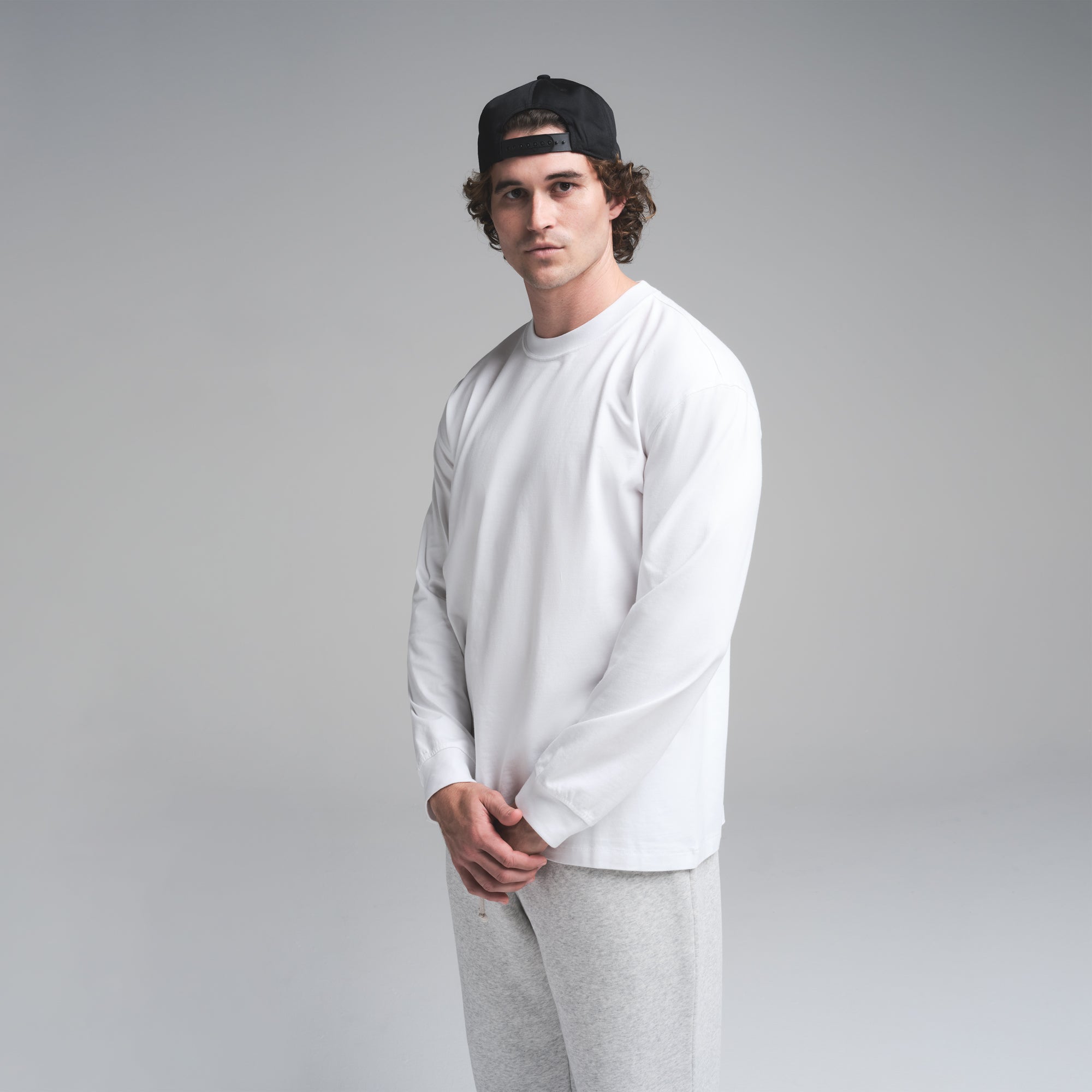 HEAVYWEIGHT COTTON MENS RELAXED LONG SLEEVE T-SHIRT | CHALK - Image 2