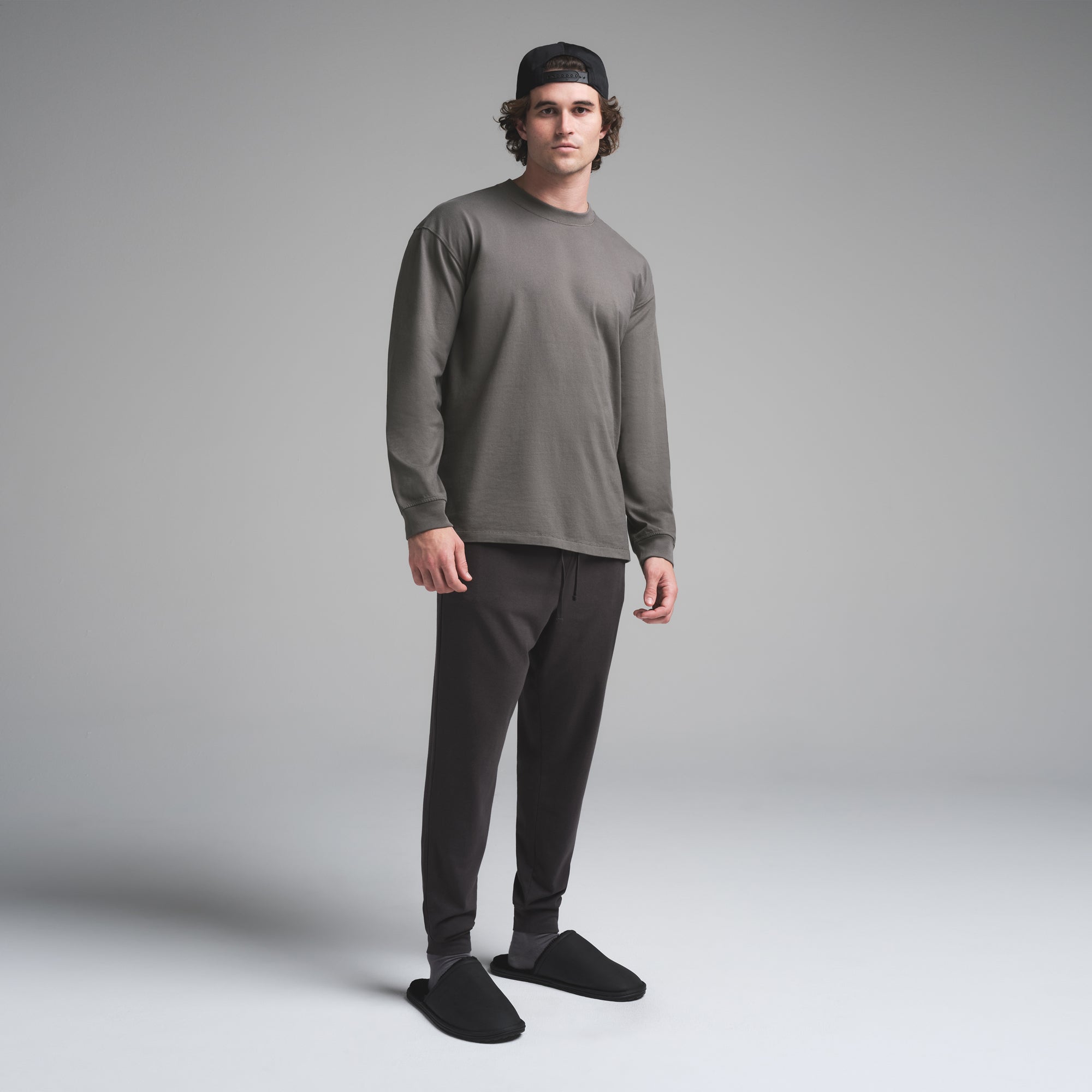 HEAVYWEIGHT COTTON MENS RELAXED LONG SLEEVE T-SHIRT | GUNMETAL - Image 3