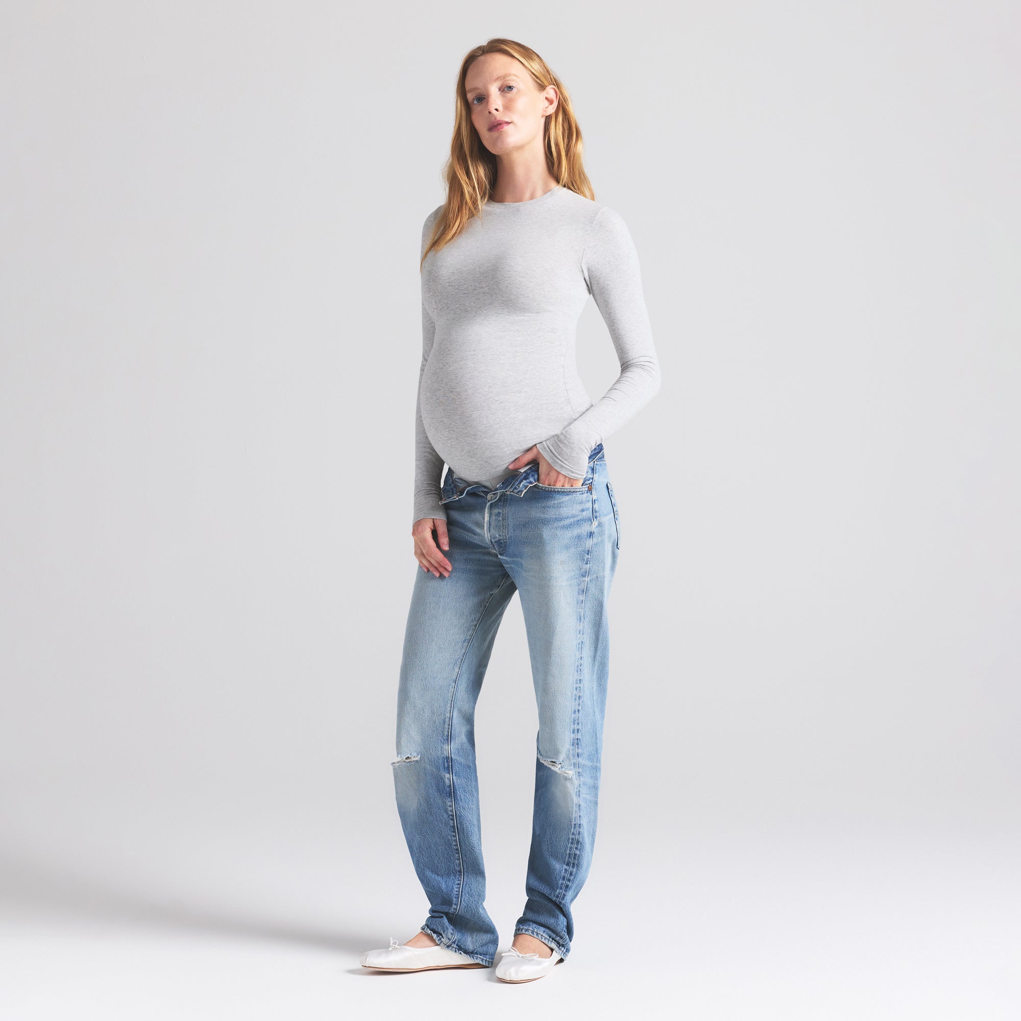 COTTON JERSEY MATERNITY LONG SLEEVE T-SHIRT | LIGHT HEATHER GREY