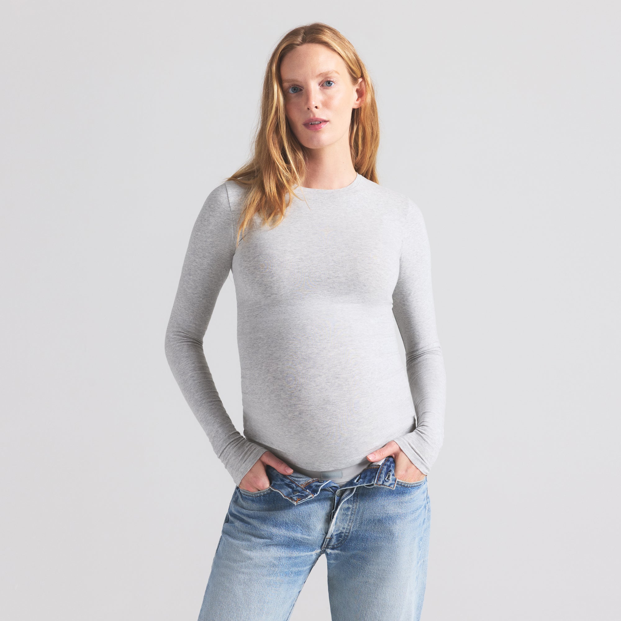 COTTON JERSEY MATERNITY LONG SLEEVE T-SHIRT | LIGHT HEATHER GREY - Image 4